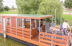 Hausboot - Neustrelitz , Deutschland - DMV006 1