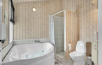 Semesterhus - Loddenhøj Strand , Danmark - F07635 23