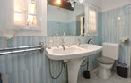 Location de vacances - Le Plan-de-la-Tour , France - FCV990 23