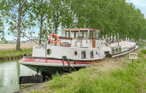 Houseboat - Canal de Bourgogne , France - FGC012 1