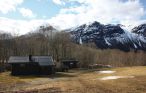 Semesterhus - Isfjorden , Norge - N28023 18