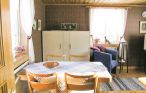 Semesterhus - Hestra , Sverige - S04704 4