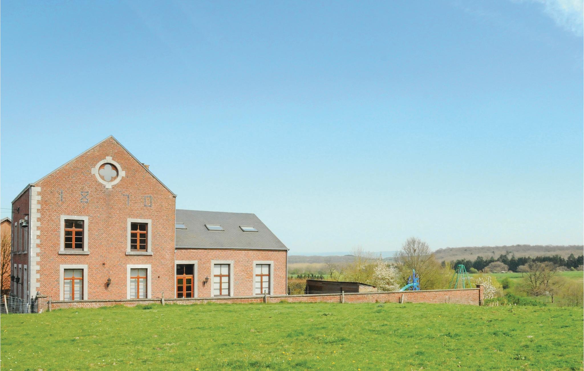 Accommodation image