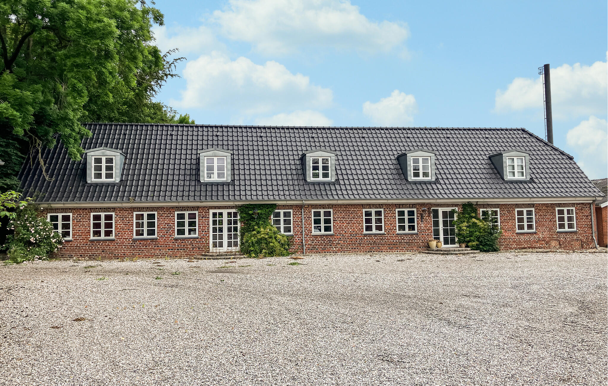 Accommodation image