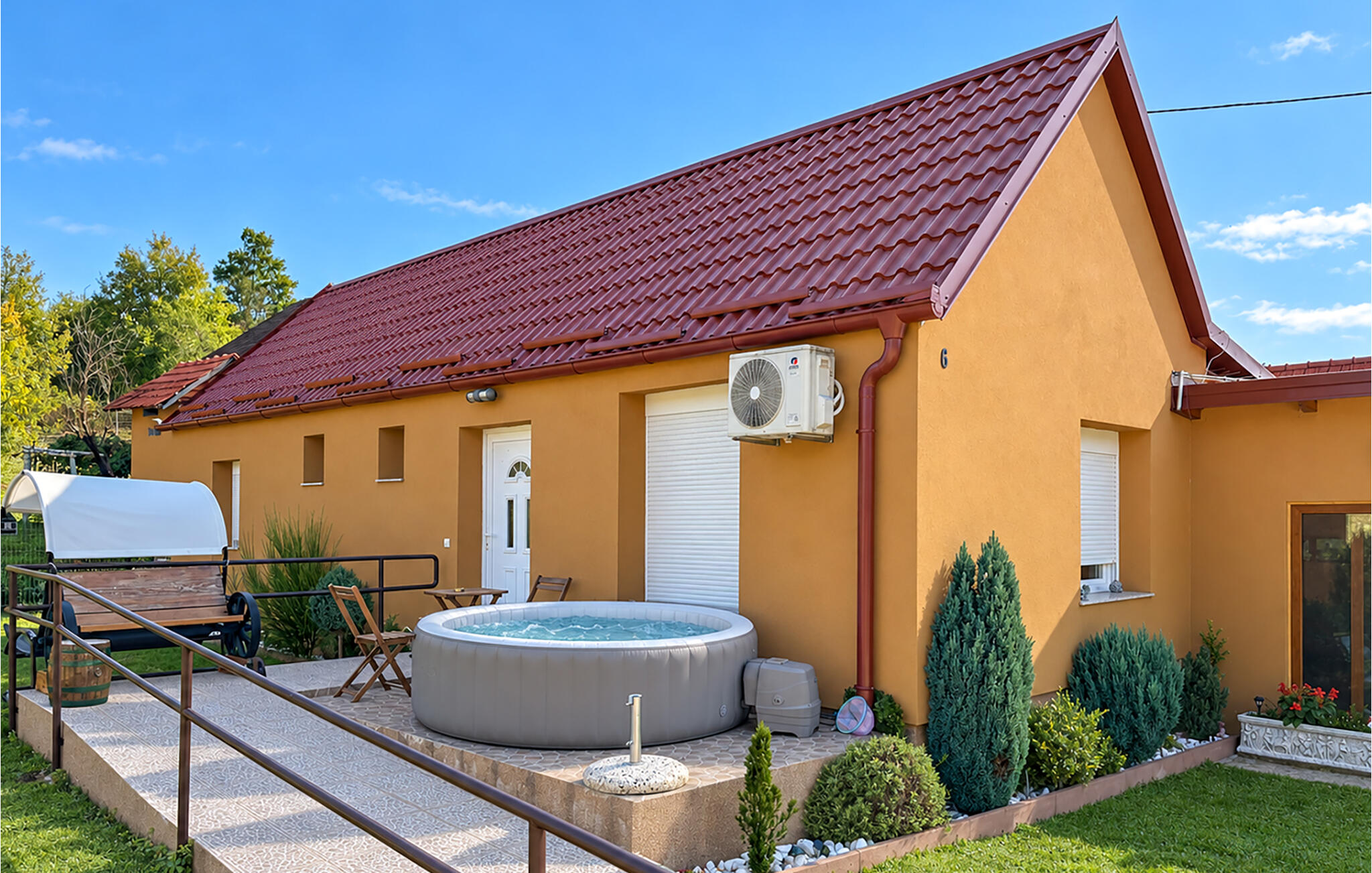 Vakantiehuis met omheinde tuin in Nasice (Kroatië) 3 honden zijn welkom