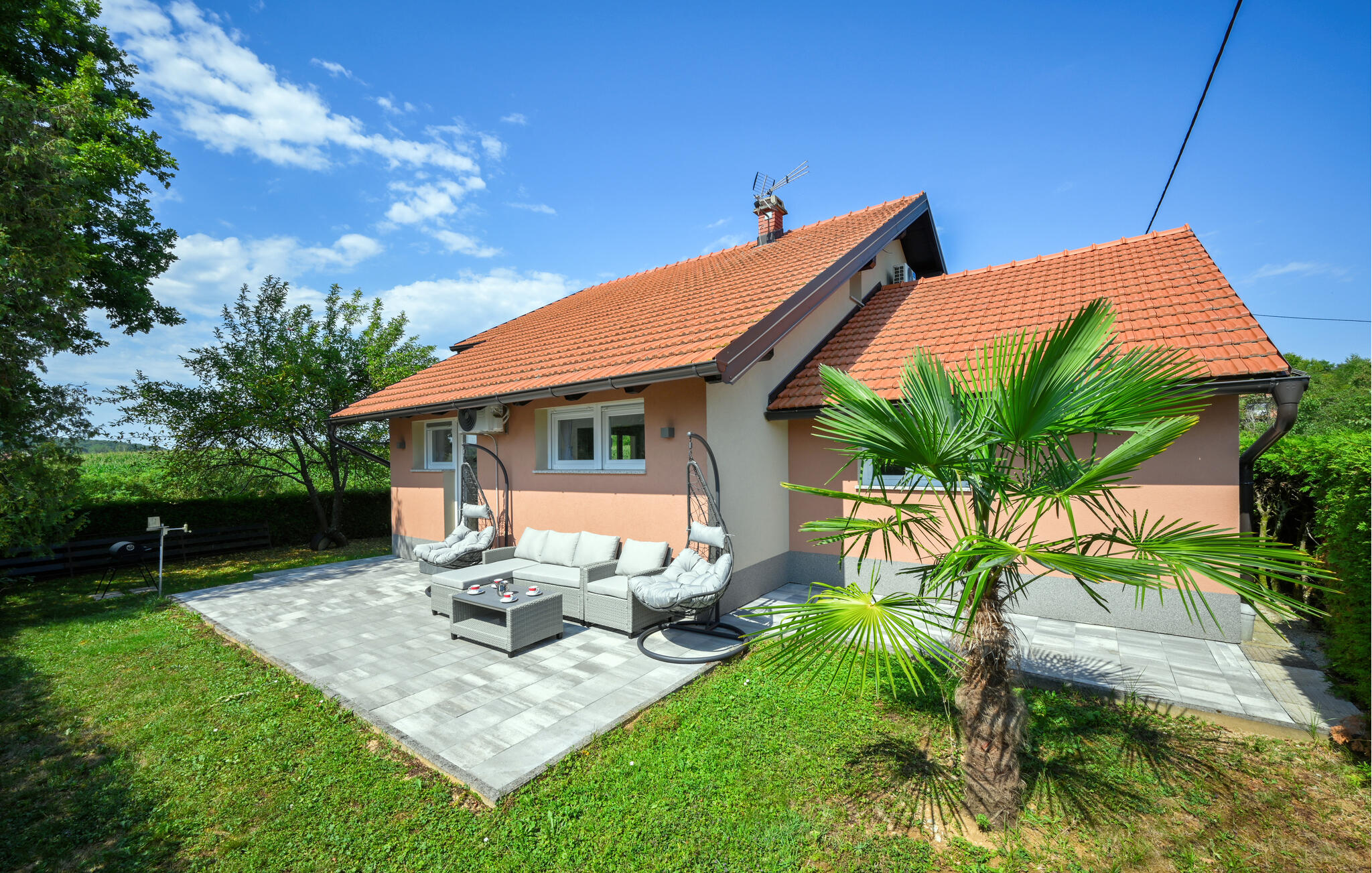 Ferienhaus mit umzäuntem Garten in Duga Resa - Sv Petar Mreznicki (Kroatien) und 2 Hunde erlaubt