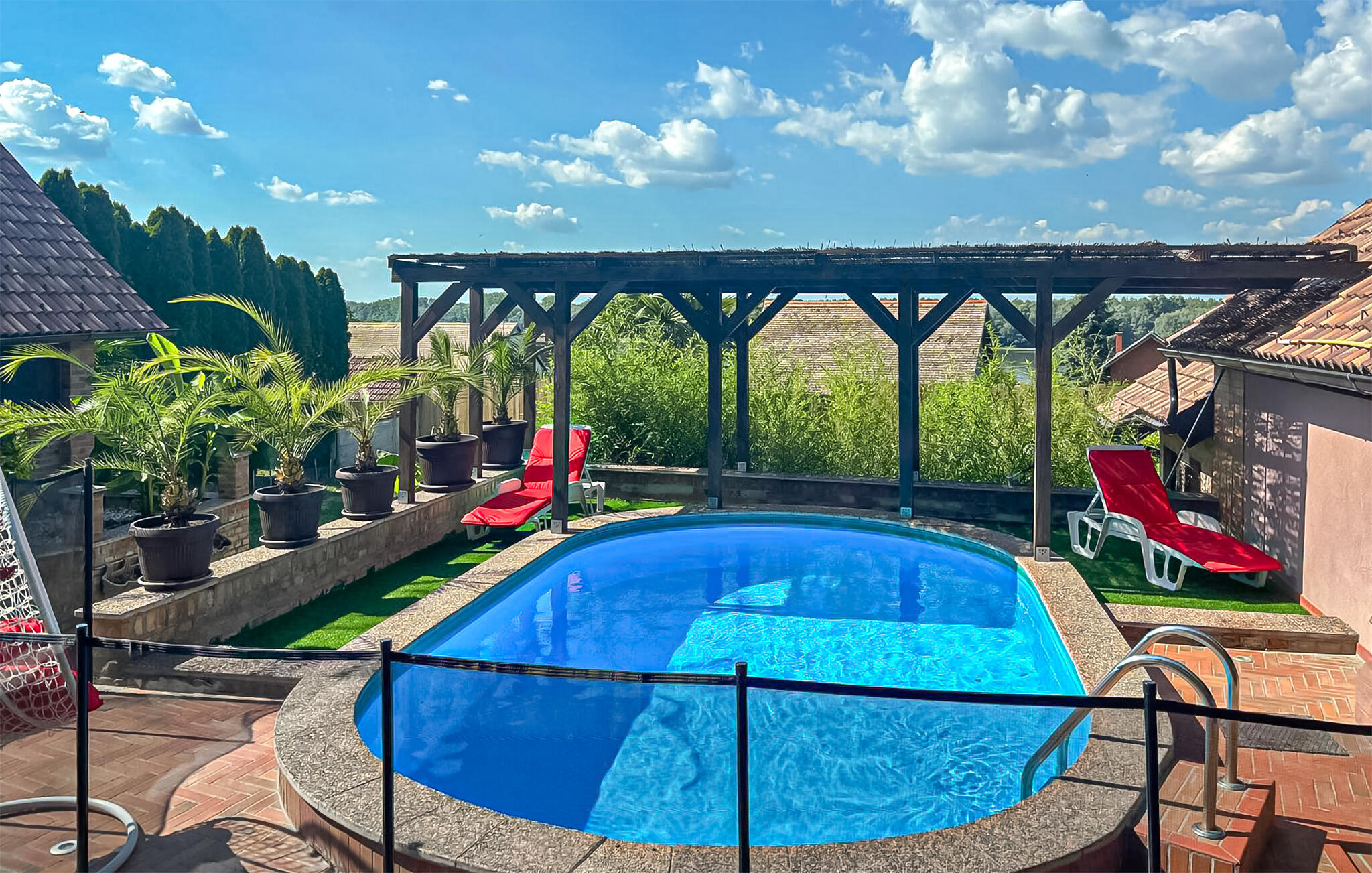 Ferienhaus mit umzäuntem Garten in Osijek-Aljmas (Kroatien) und 2 Hunde erlaubt