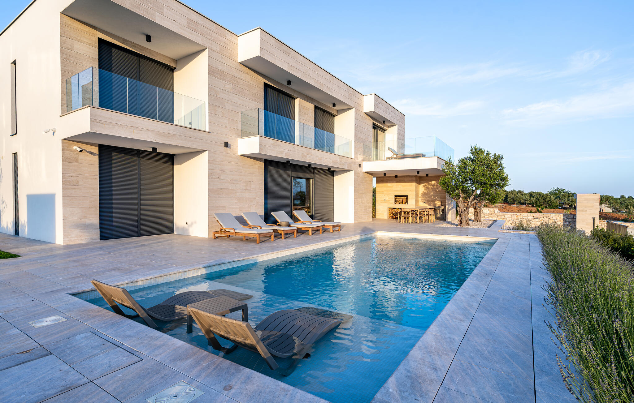 Vakantiehuis met privé zwembad in Biograd-Sveti Filip i Jakov (Kroatië) voor 8 personen