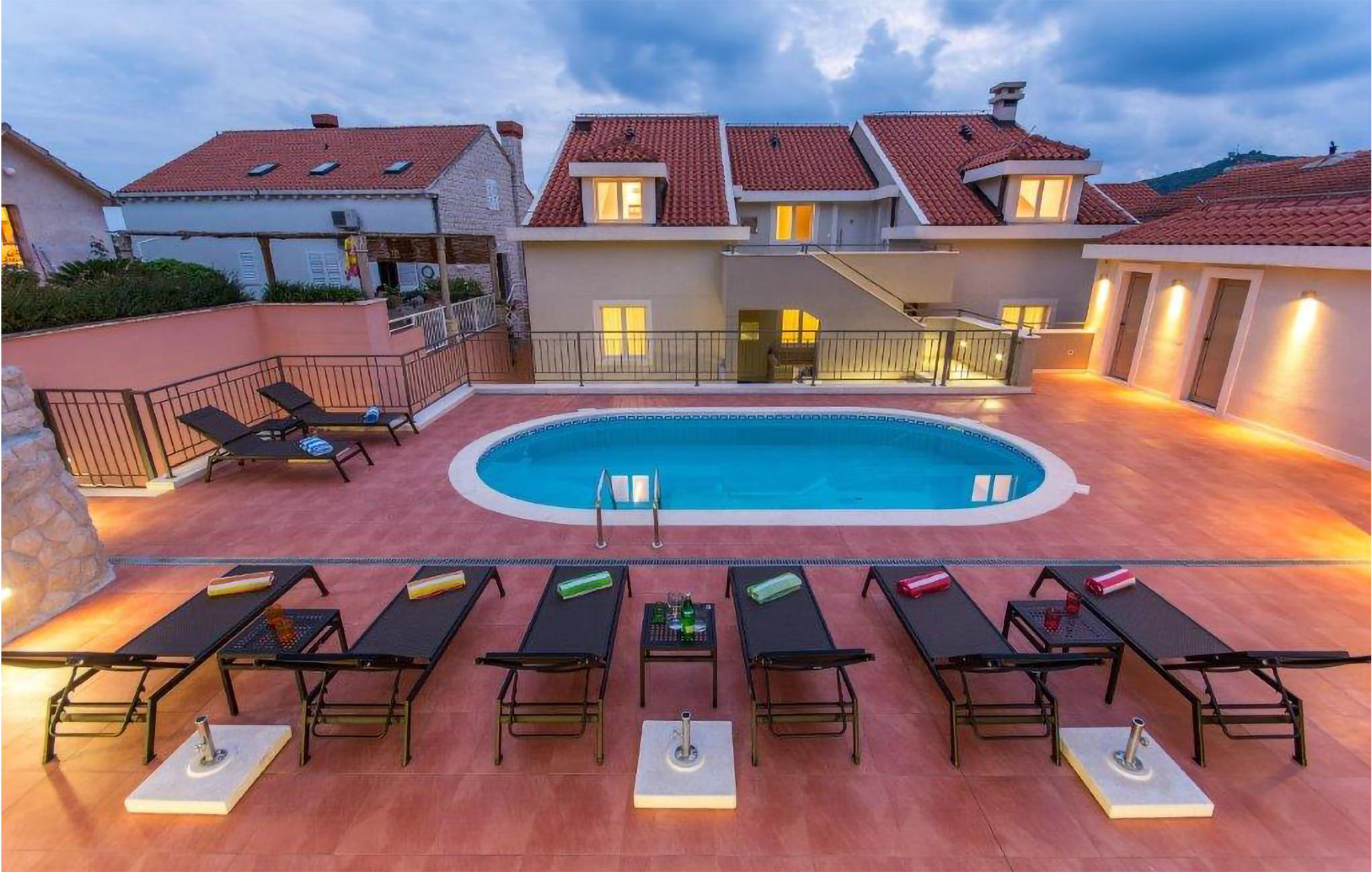 Vakantiehuis met zwembad in Dubrovnik-Molunat (Kroatië) voor 4 personen