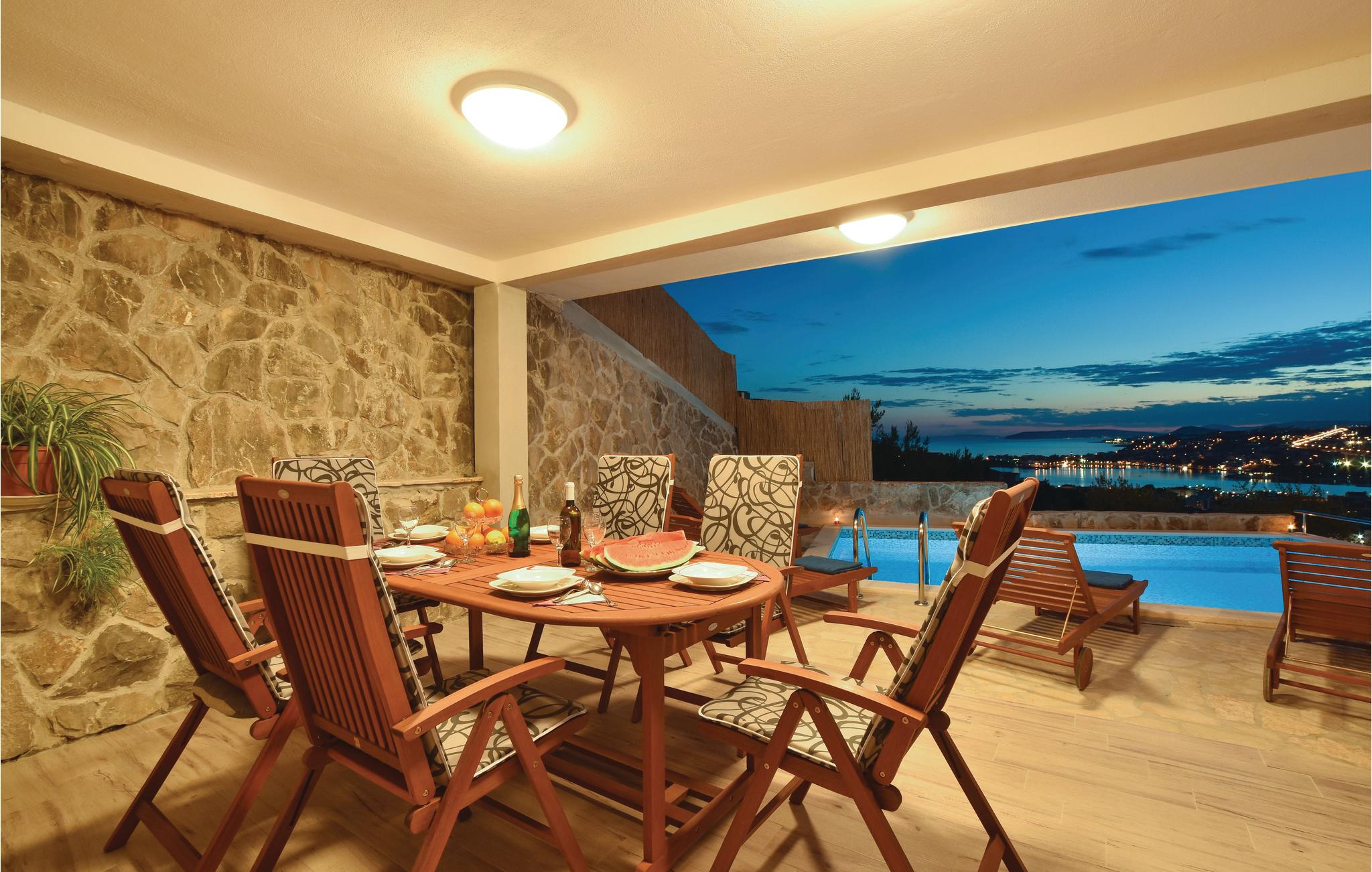 Accommodation image