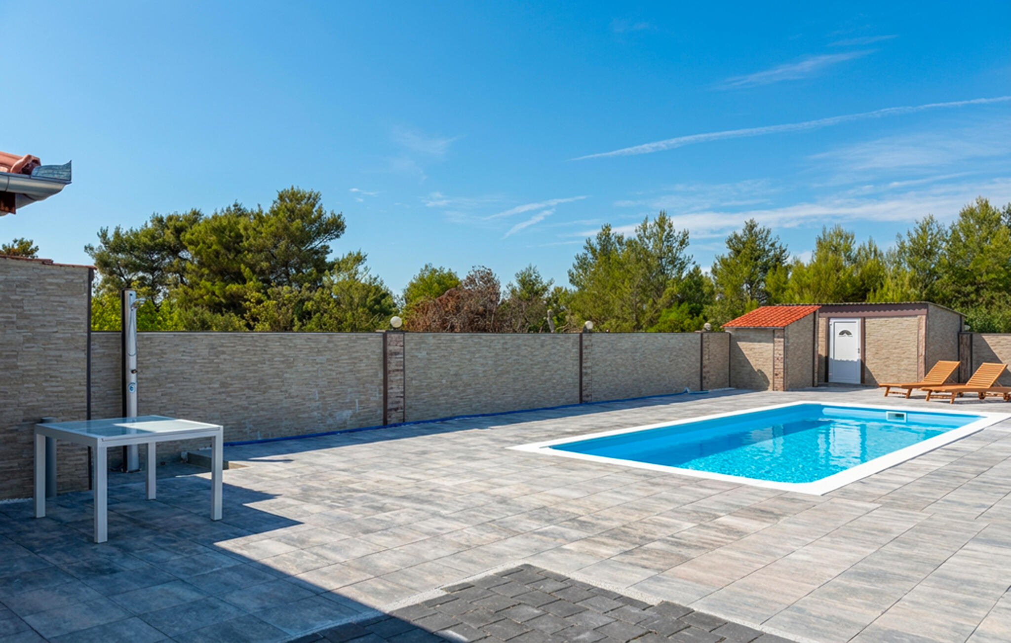 Vakantiehuis met privé zwembad in Biograd-Jagodnja Gornja (Kroatië) voor 12 personen