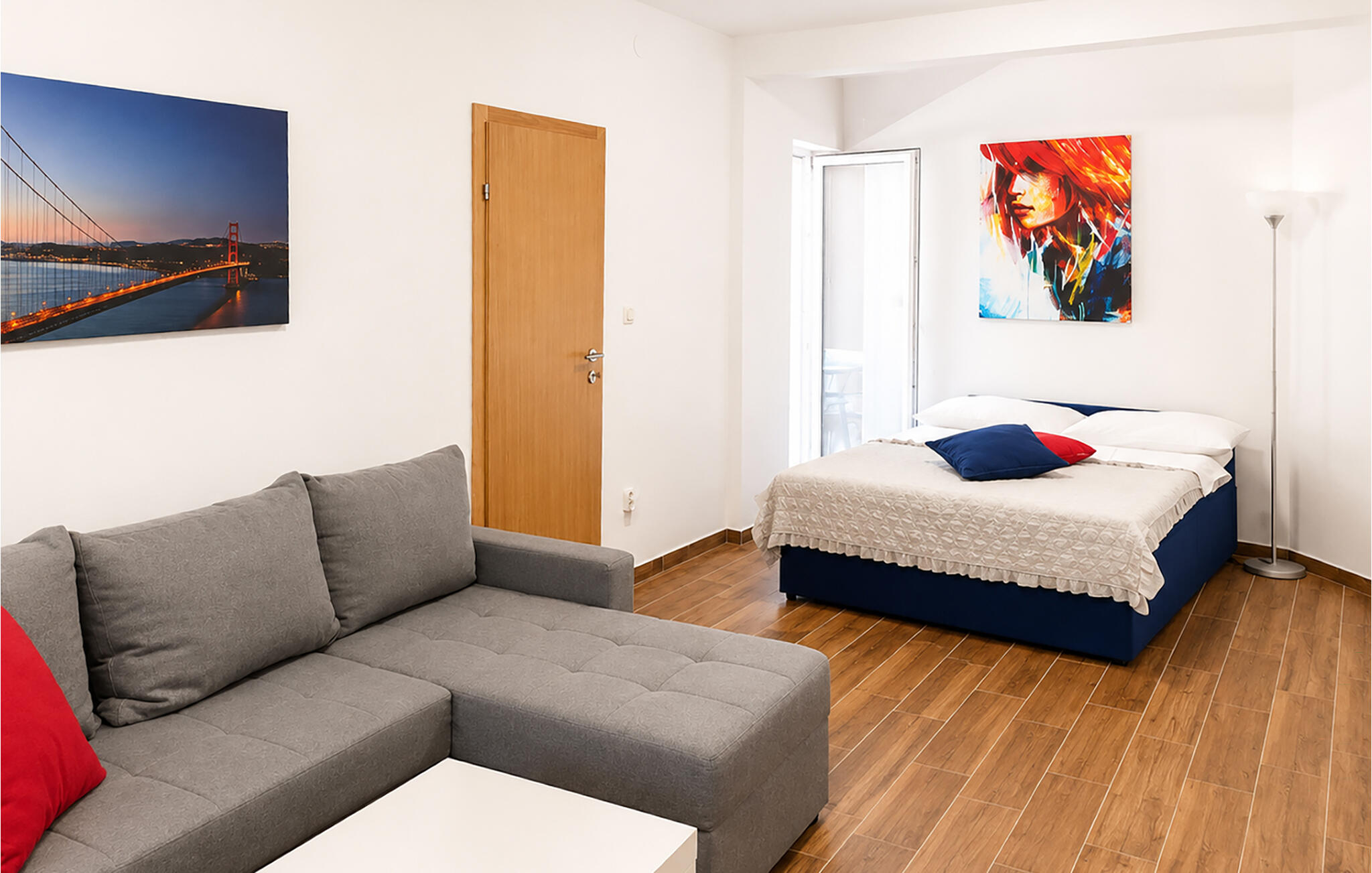Ferienhaus mit umzäuntem Garten in Starigrad Paklenica-Tribanj (Kroatien) und 2 Hunde erlaubt