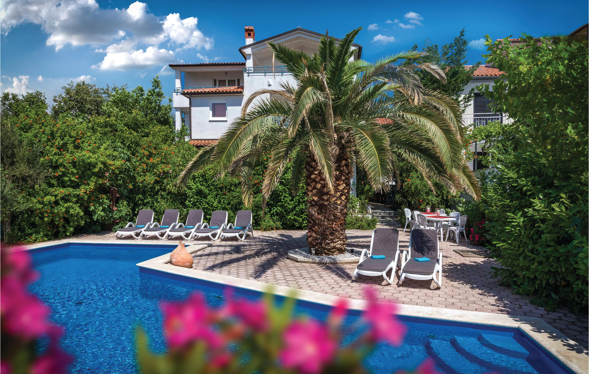 Vakantiehuis met zwembad in Pula-Pjescana Uvala (Kroatië) voor 5 personen