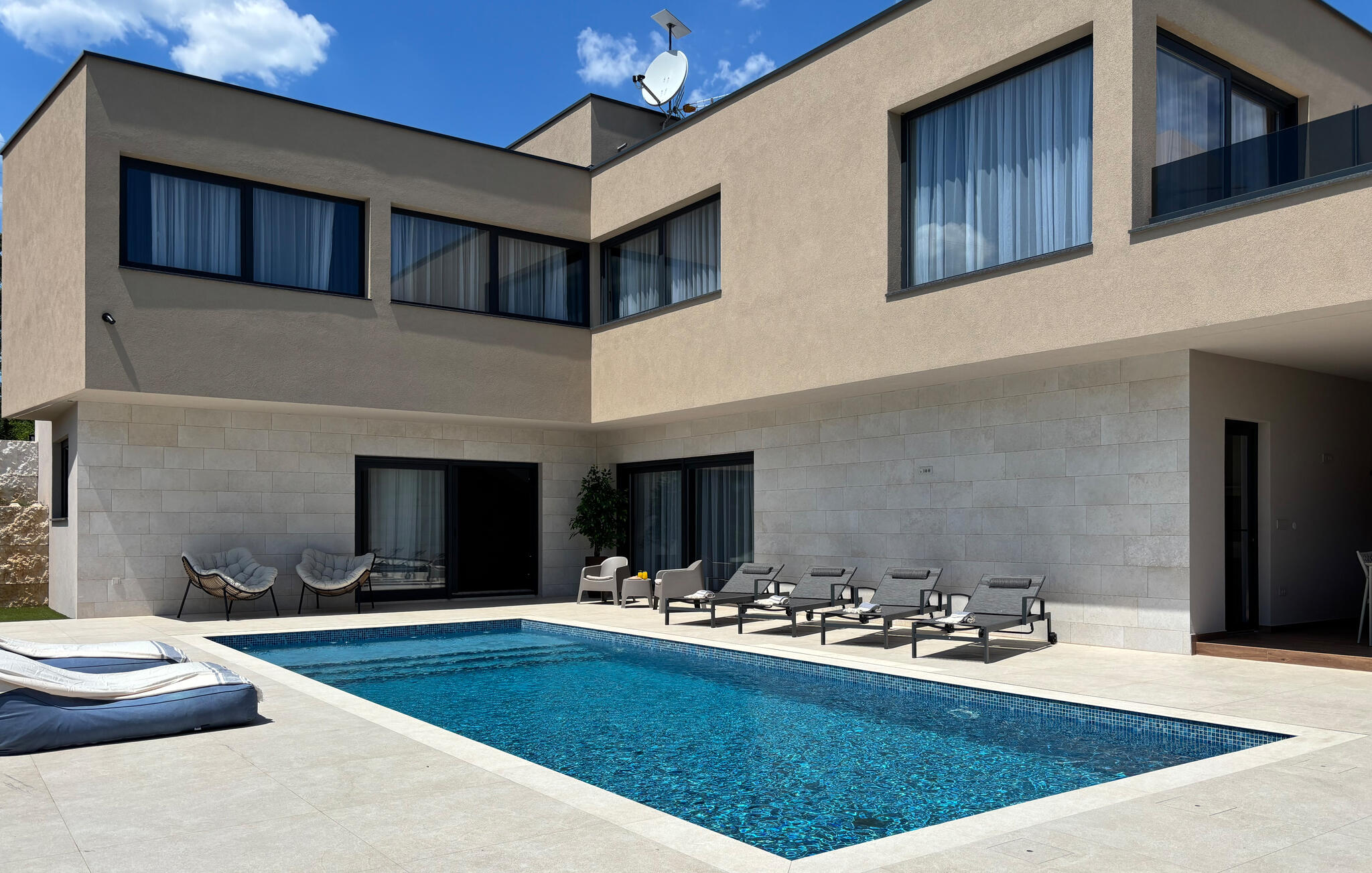 Vakantiehuis met privé zwembad in Tinjan - Brinjani (Kroatië) voor 8 personen