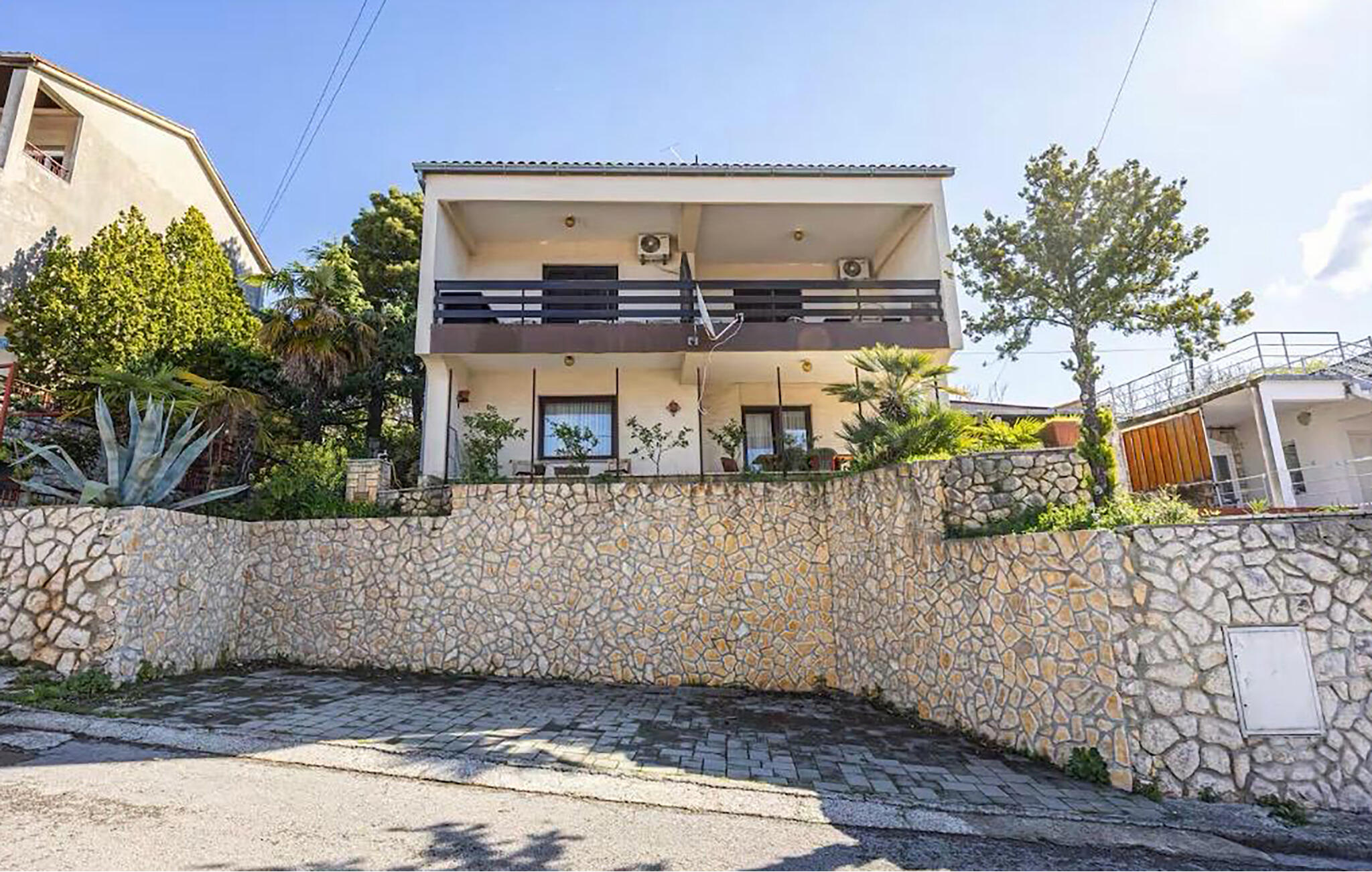 Accommodation image