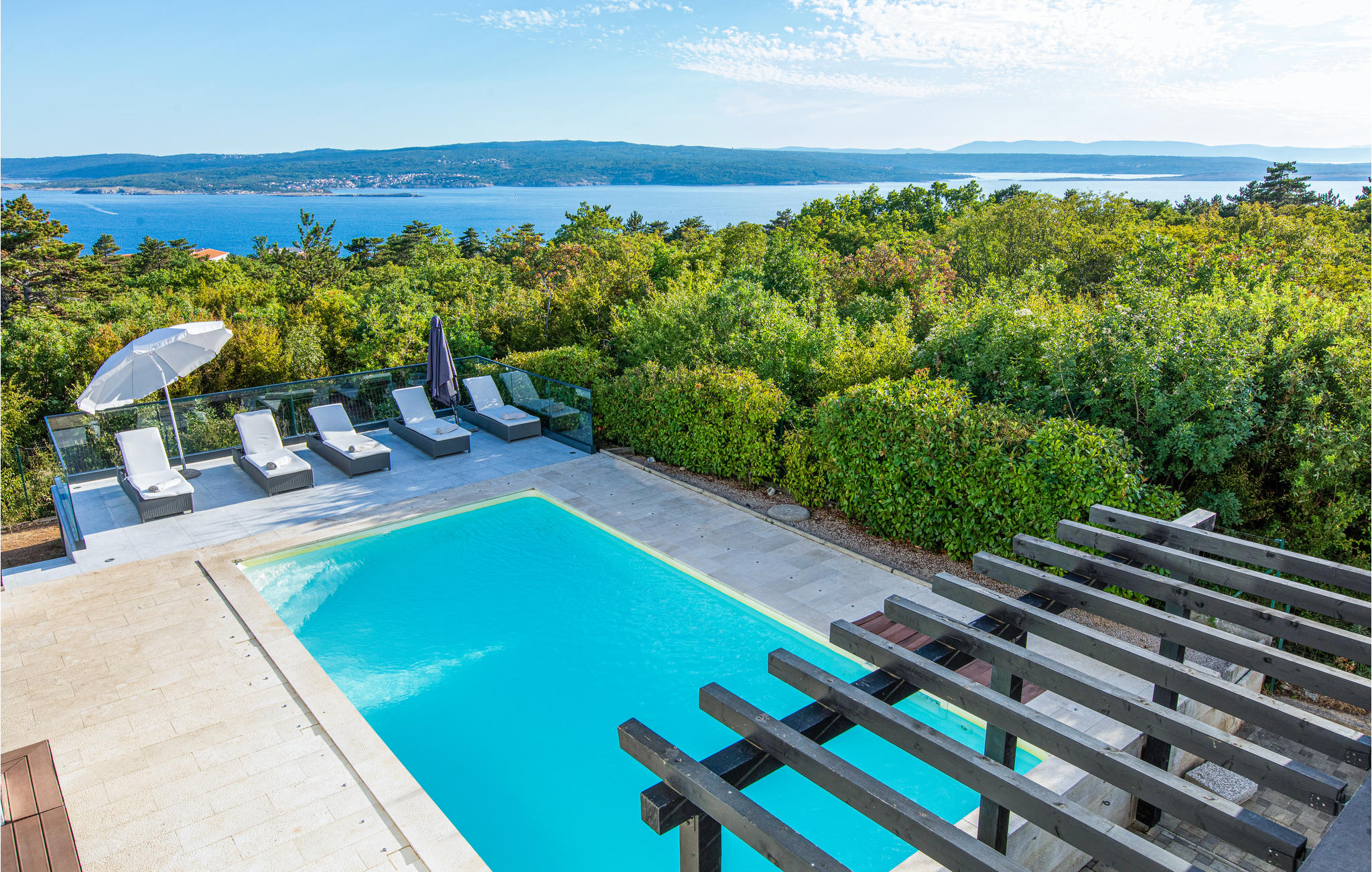 Vakantiehuis met privé zwembad in Crikvenica (Kroatië) voor 10 personen