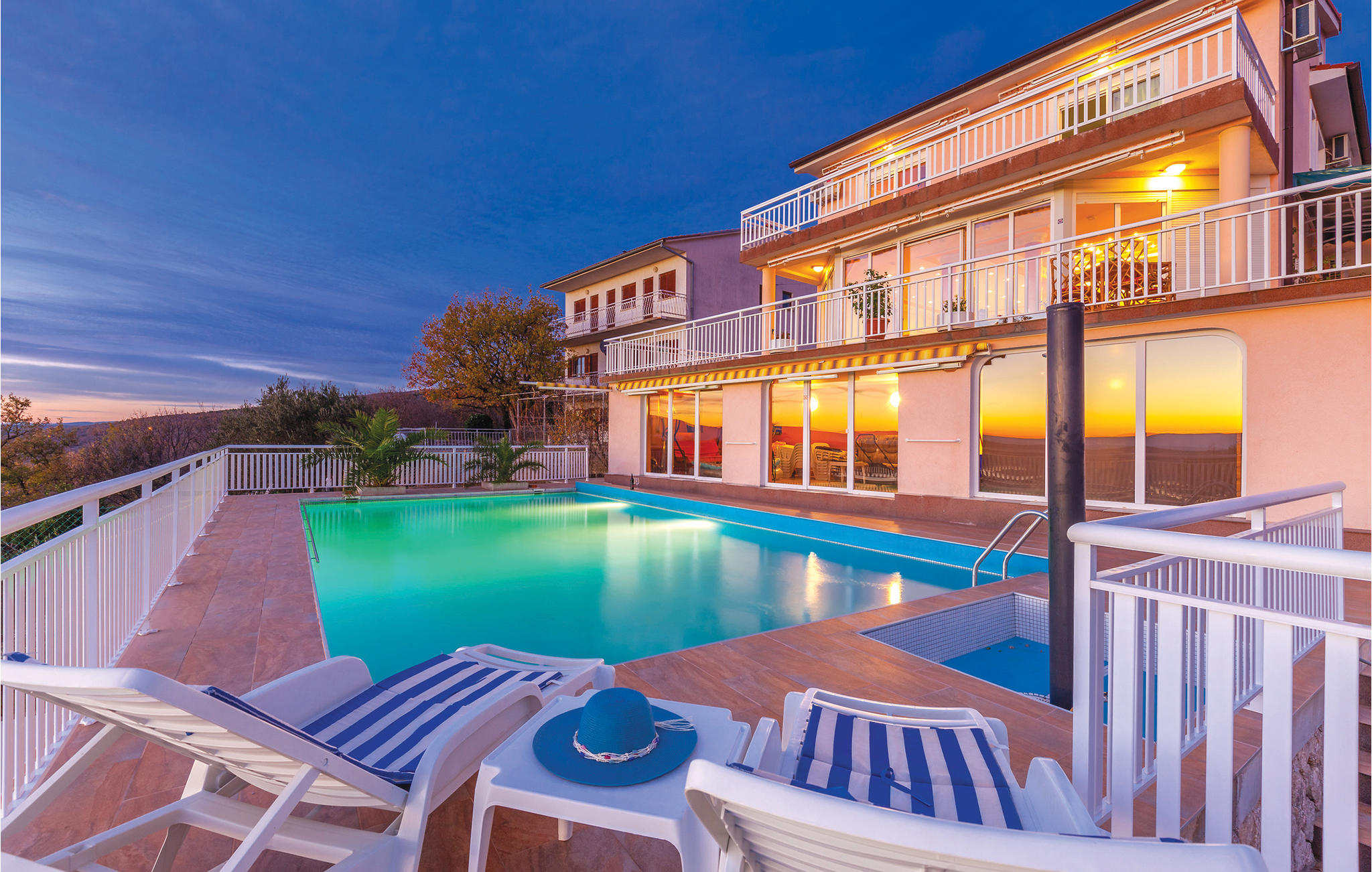 Vakantiehuis met privé zwembad in Crikvenica-Jadranovo (Kroatië) voor 10 personen