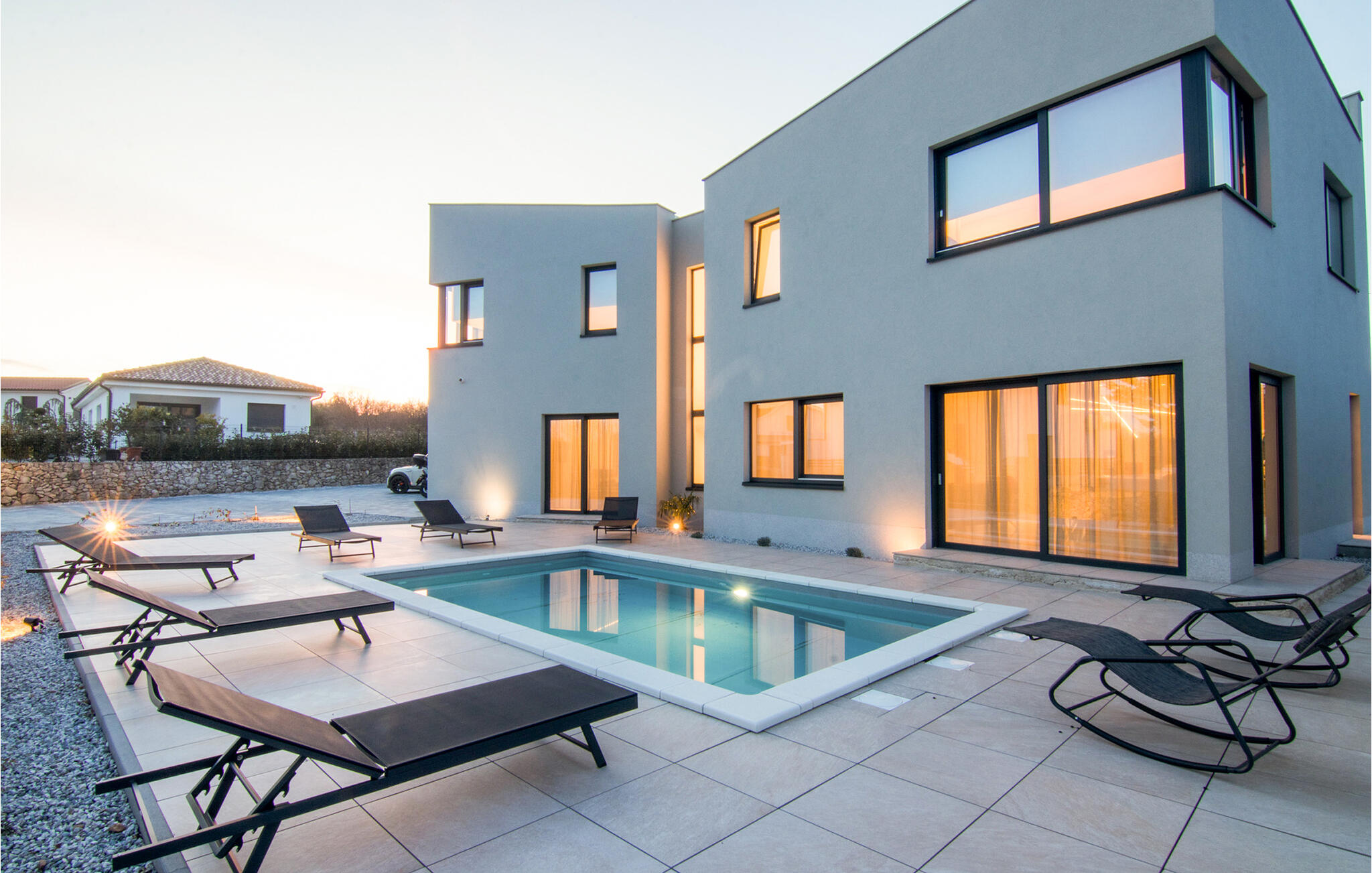 Vakantiehuis met omheinde tuin in Krk-Kornic (Kroatië) 2 honden zijn welkom