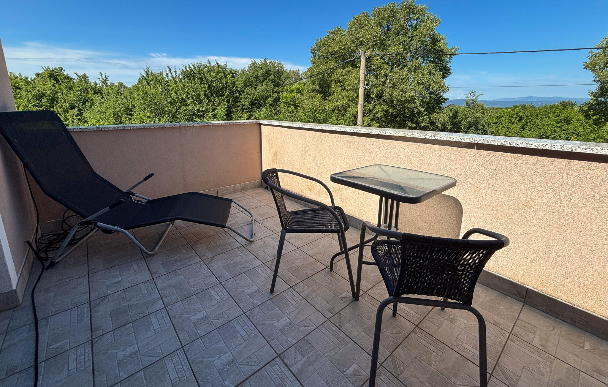 Vakantiehuis met omheinde tuin in Krk-Malinska (Kroatië) 1 hond is welkom