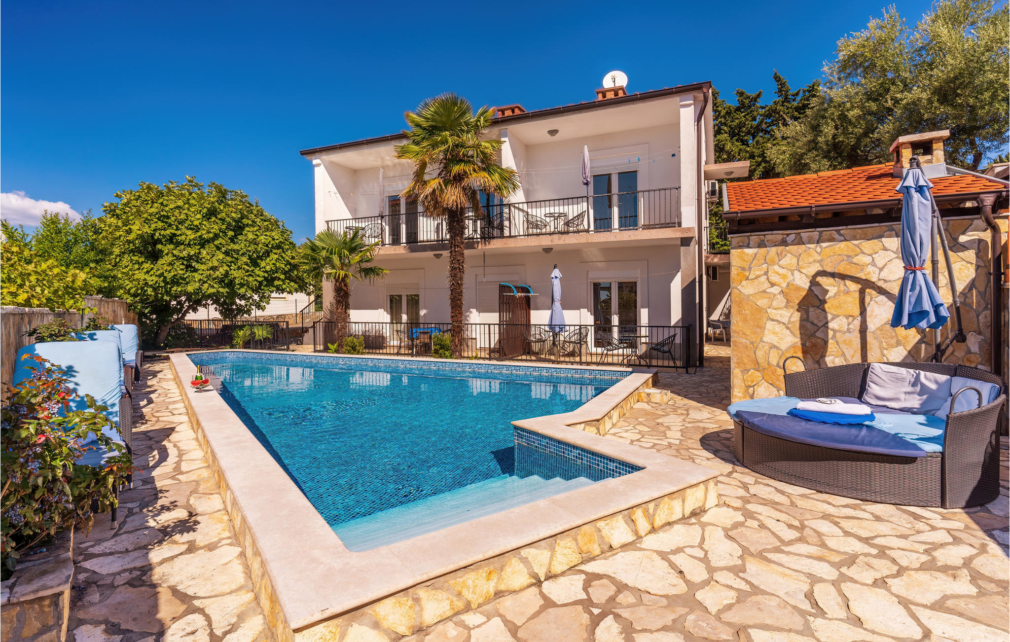 Vakantiehuis met zwembad in Krk-Krk (Kroatië) voor 4 personen
