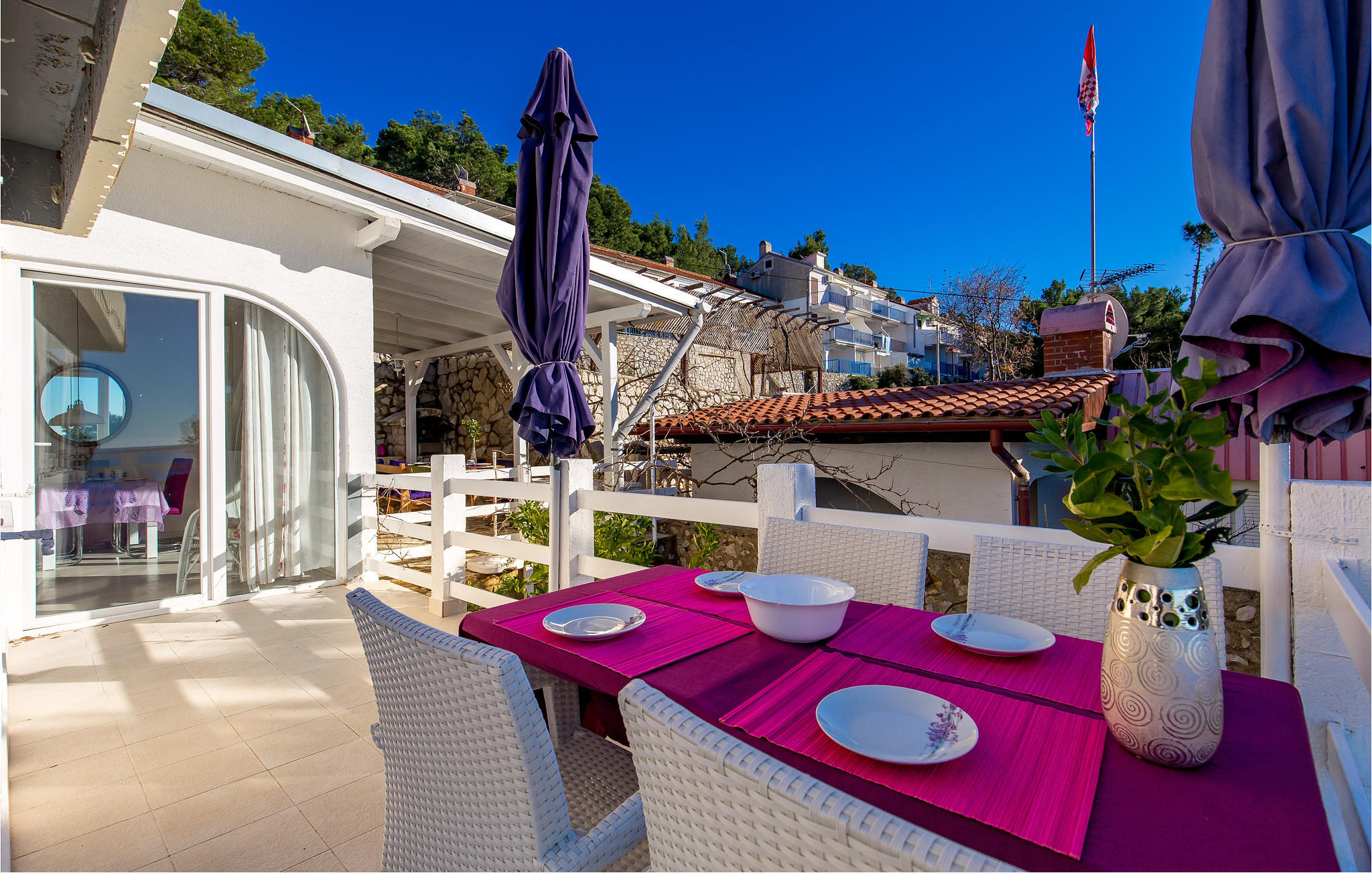 Vakantiehuis met omheinde tuin in Cres-Zaglav (Kroatië) 1 hond is welkom