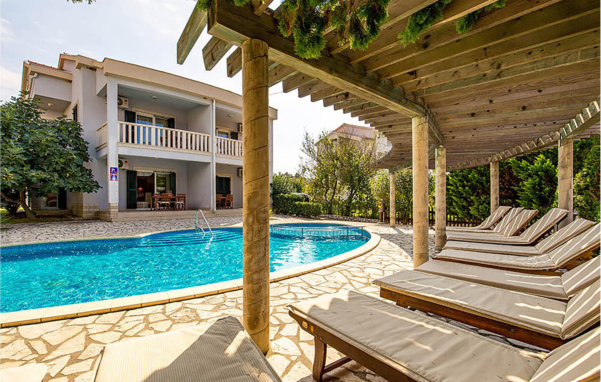 Vakantiehuis met zwembad in Rab-Kampor (Kroatië) voor 4 personen