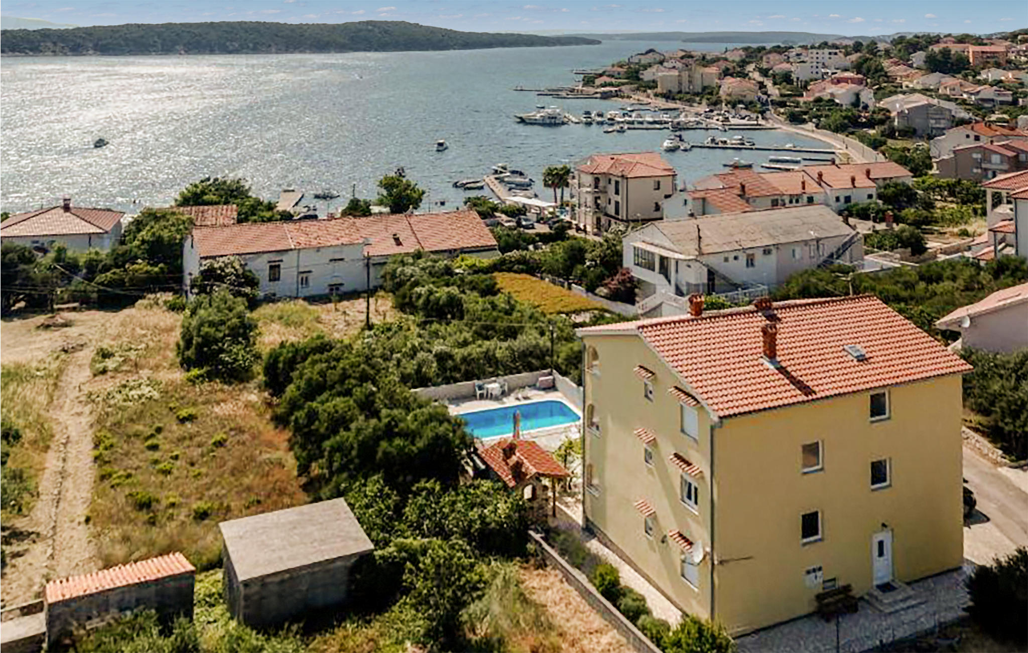 Vakantiehuis met zwembad in Rab - Barbat (Kroatië) voor 4 personen