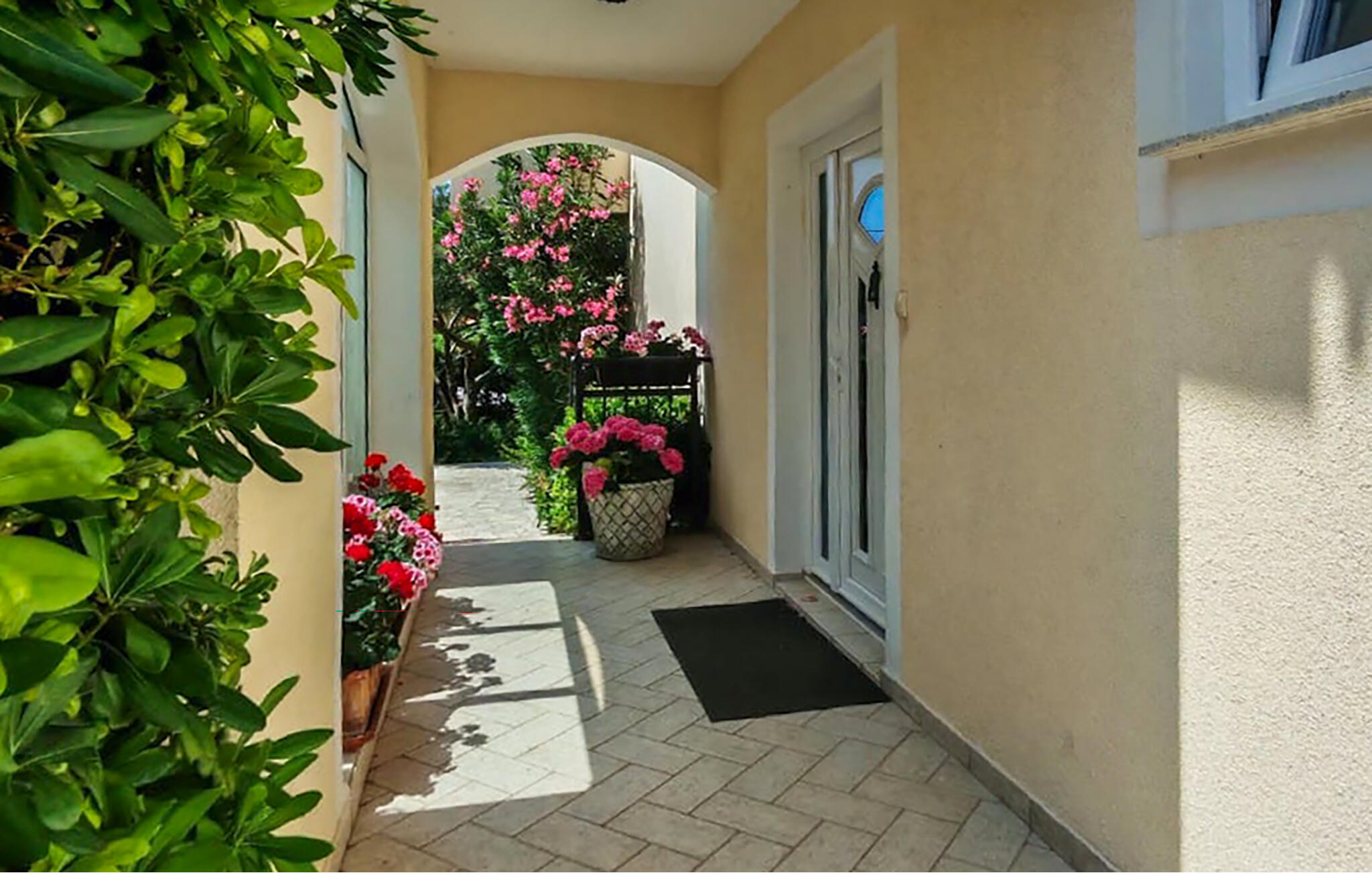 Vakantiehuis in Rab - Barbat (Kroatië) 1 hond is welkom