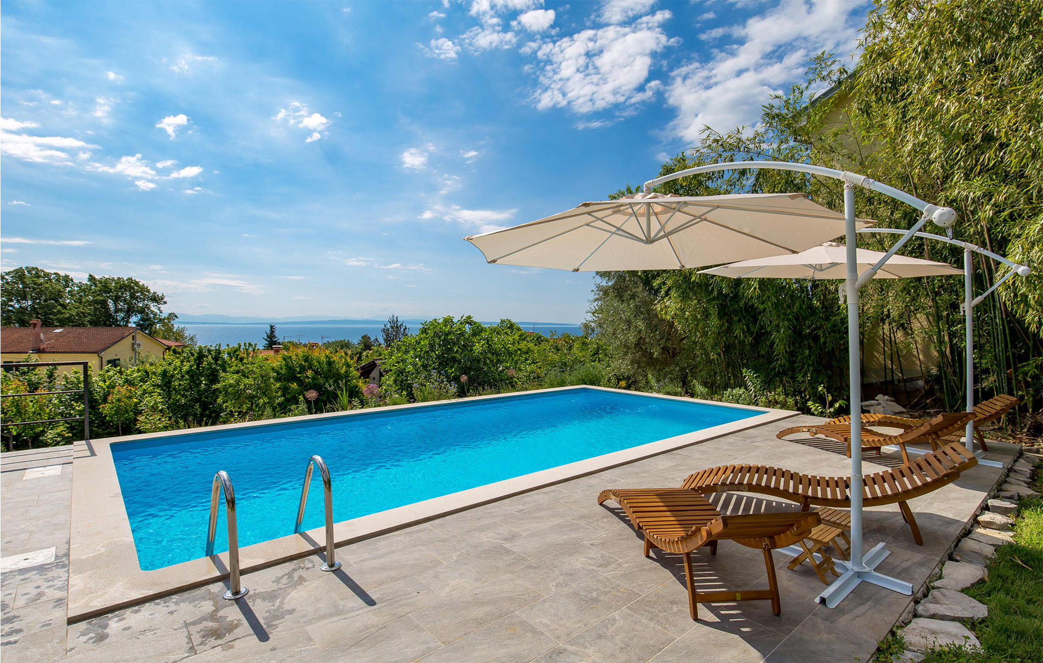 Vakantiehuis met zwembad in Opatija-Ika (Kroatië) voor 4 personen