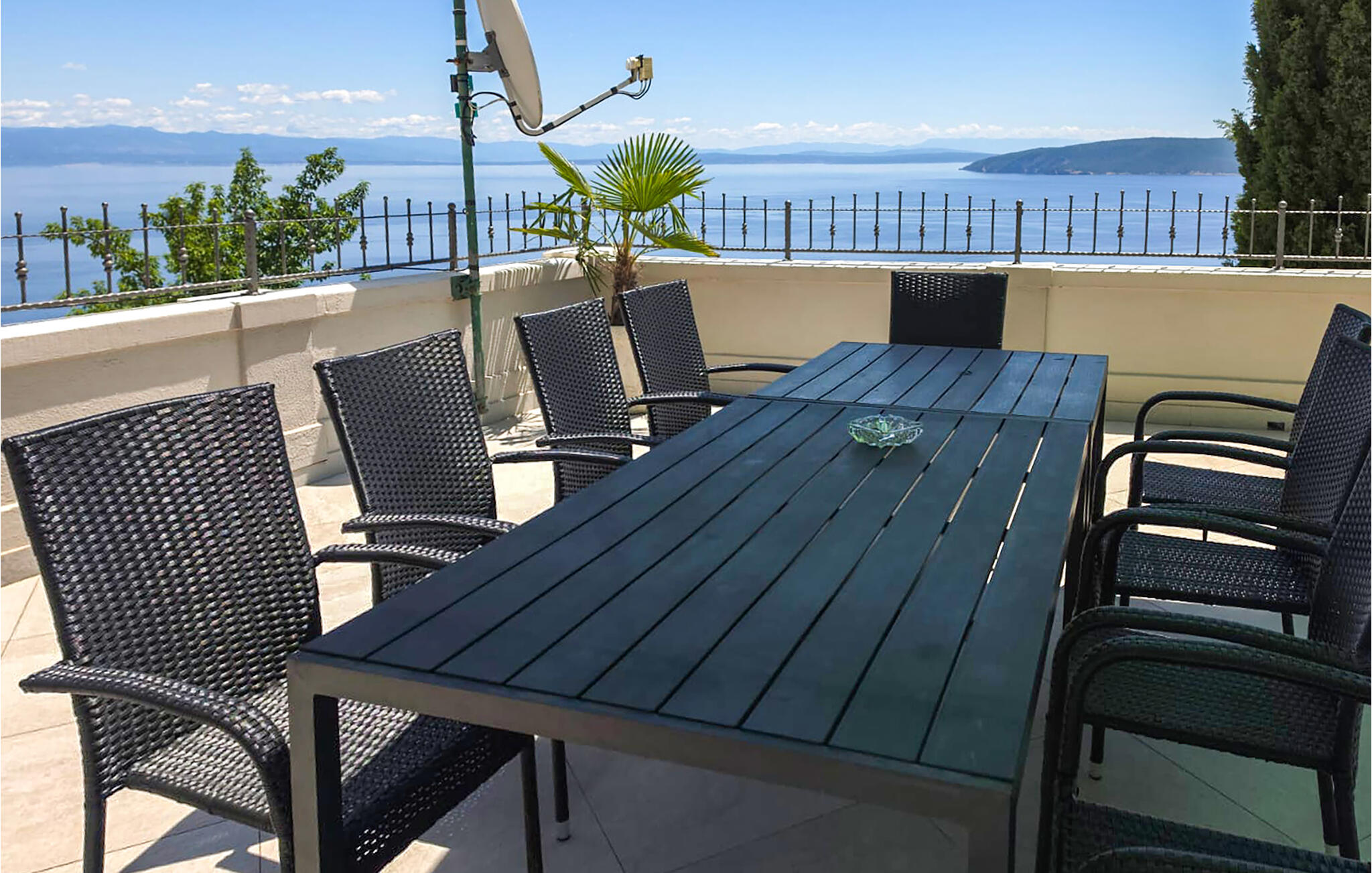 Vakantiehuis met omheinde tuin in Opatija-Moscenice (Kroatië) 1 hond is welkom