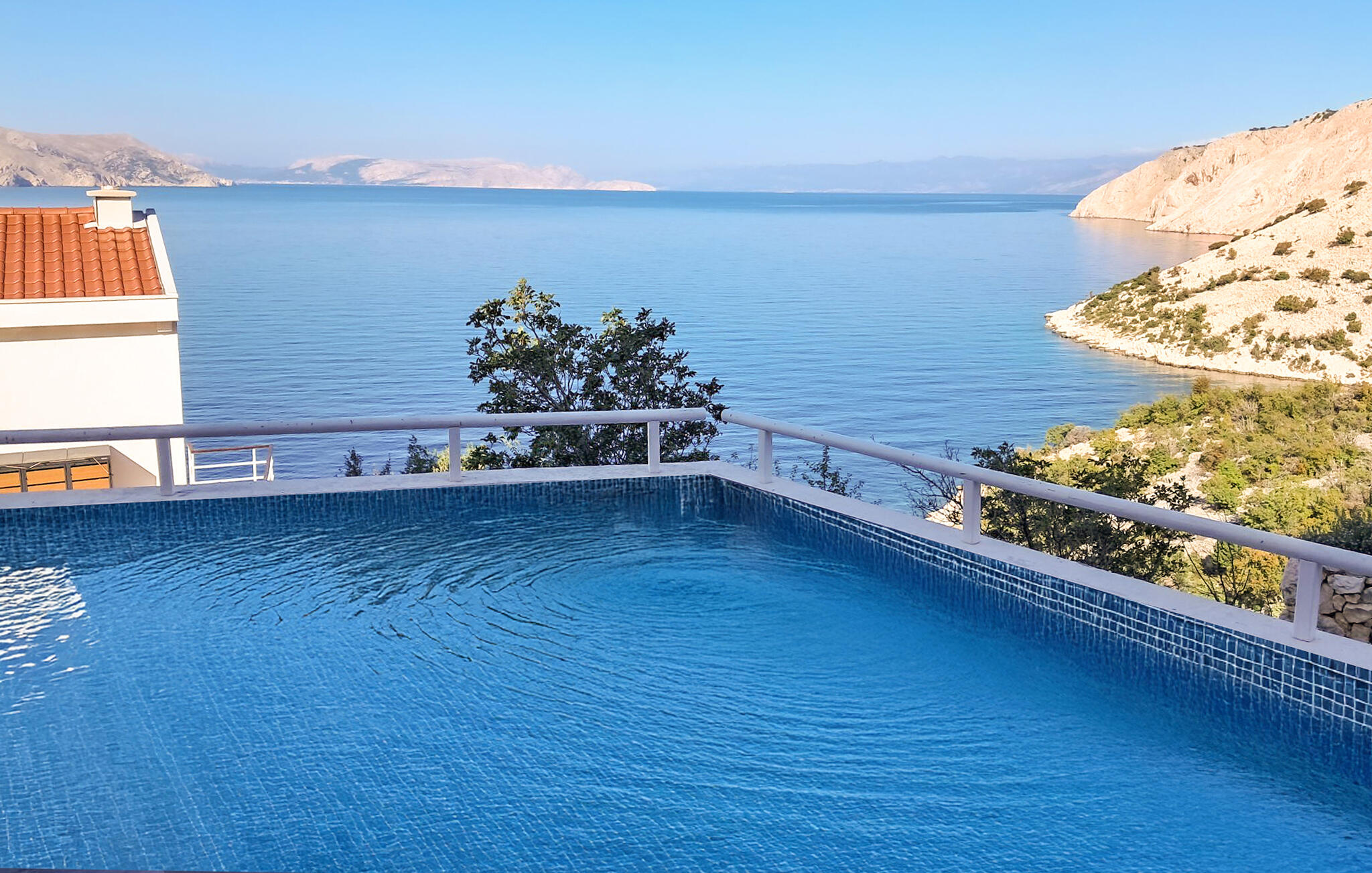 Vakantiehuis met privé zwembad in Senj-Lukovo (Kroatië) voor 6 personen