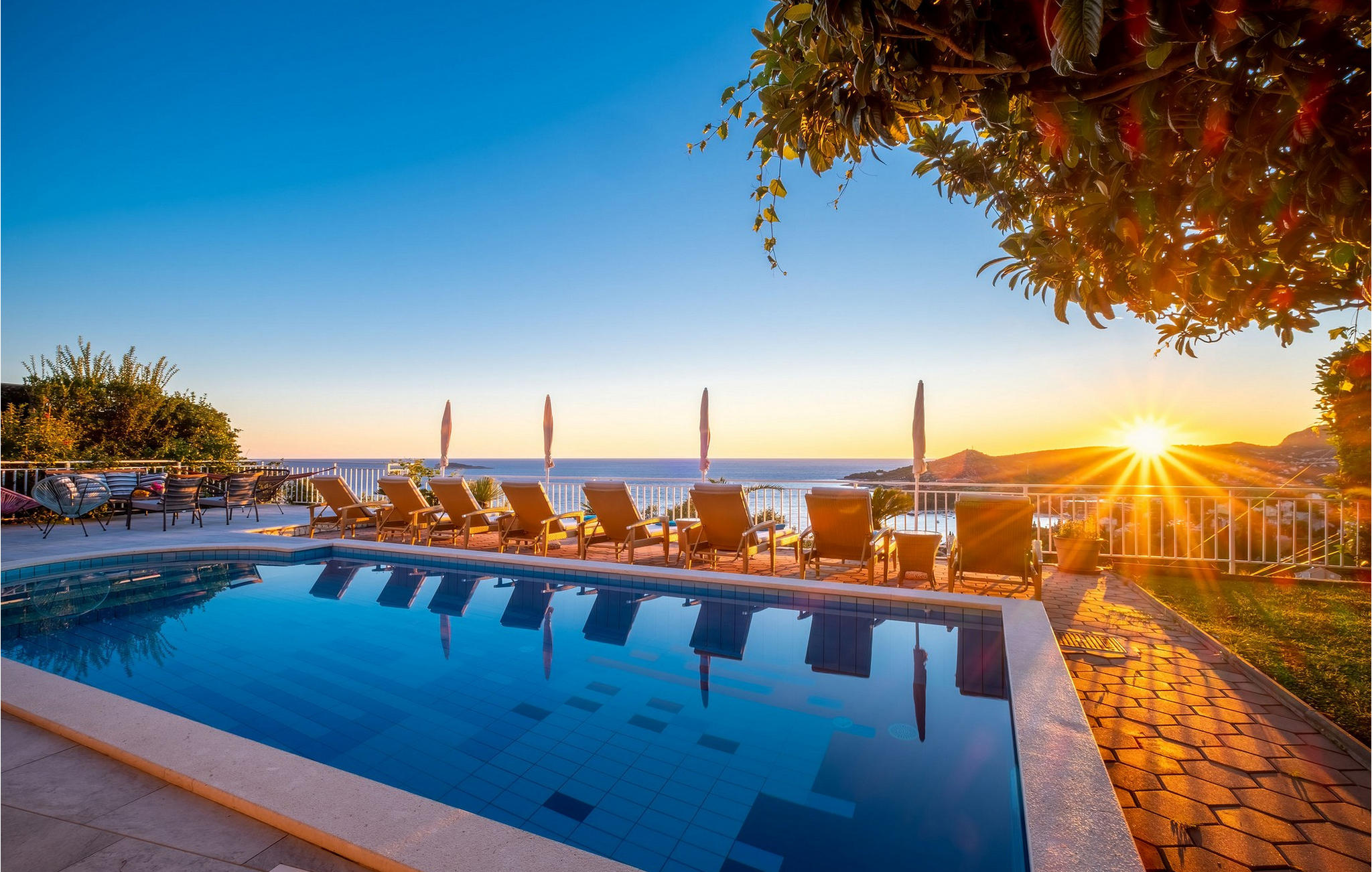 Vakantiehuis met privé zwembad in Dubrovnik-Mlini (Kroatië) voor 10 personen