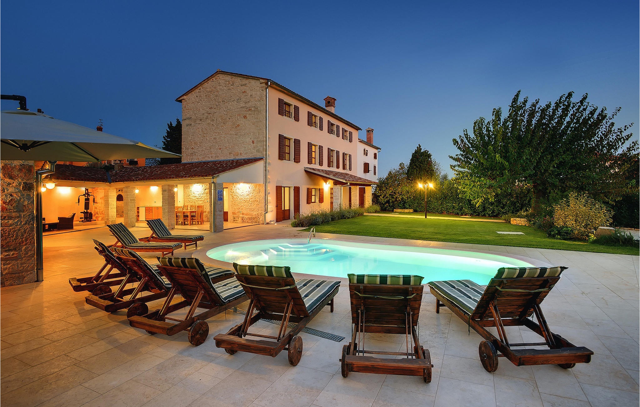 Vakantiehuis met privé zwembad in Rovinj-Bale (Kroatië) voor 10 personen