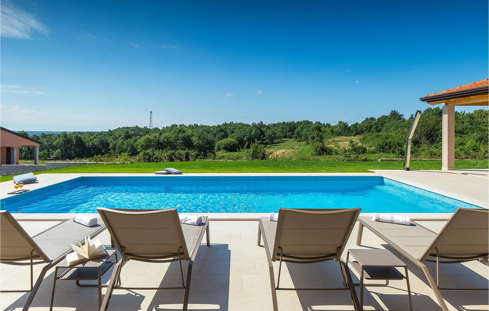 Vakantiehuis met privé zwembad in Tinjan (Kroatië) voor 6 personen