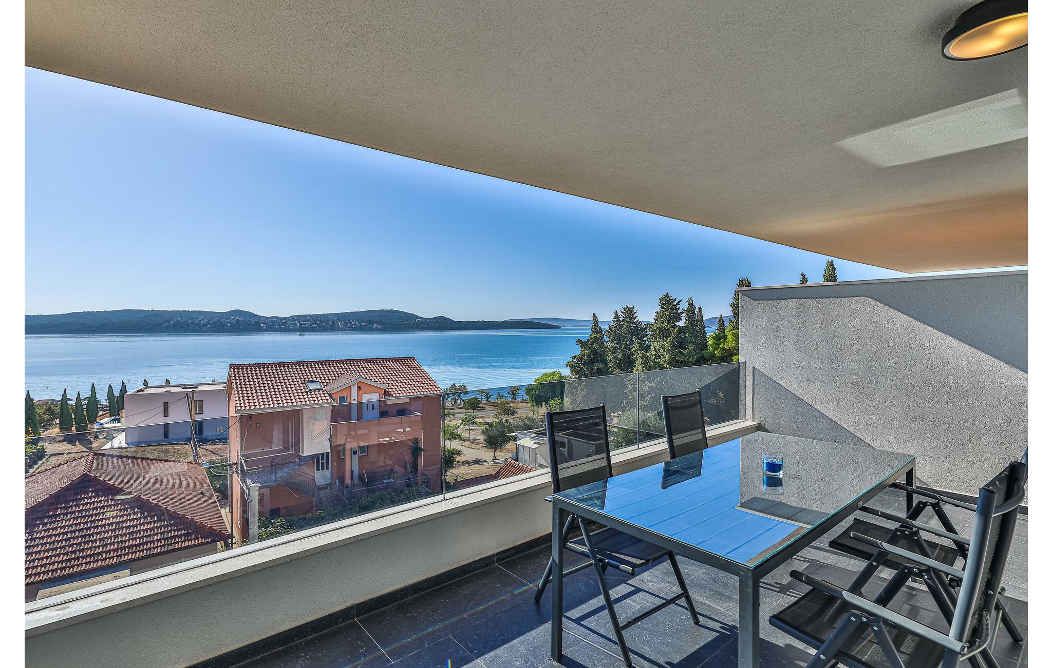 Vakantiehuis met zwembad in Trogir-Seget Donji (Kroatië) voor 4 personen