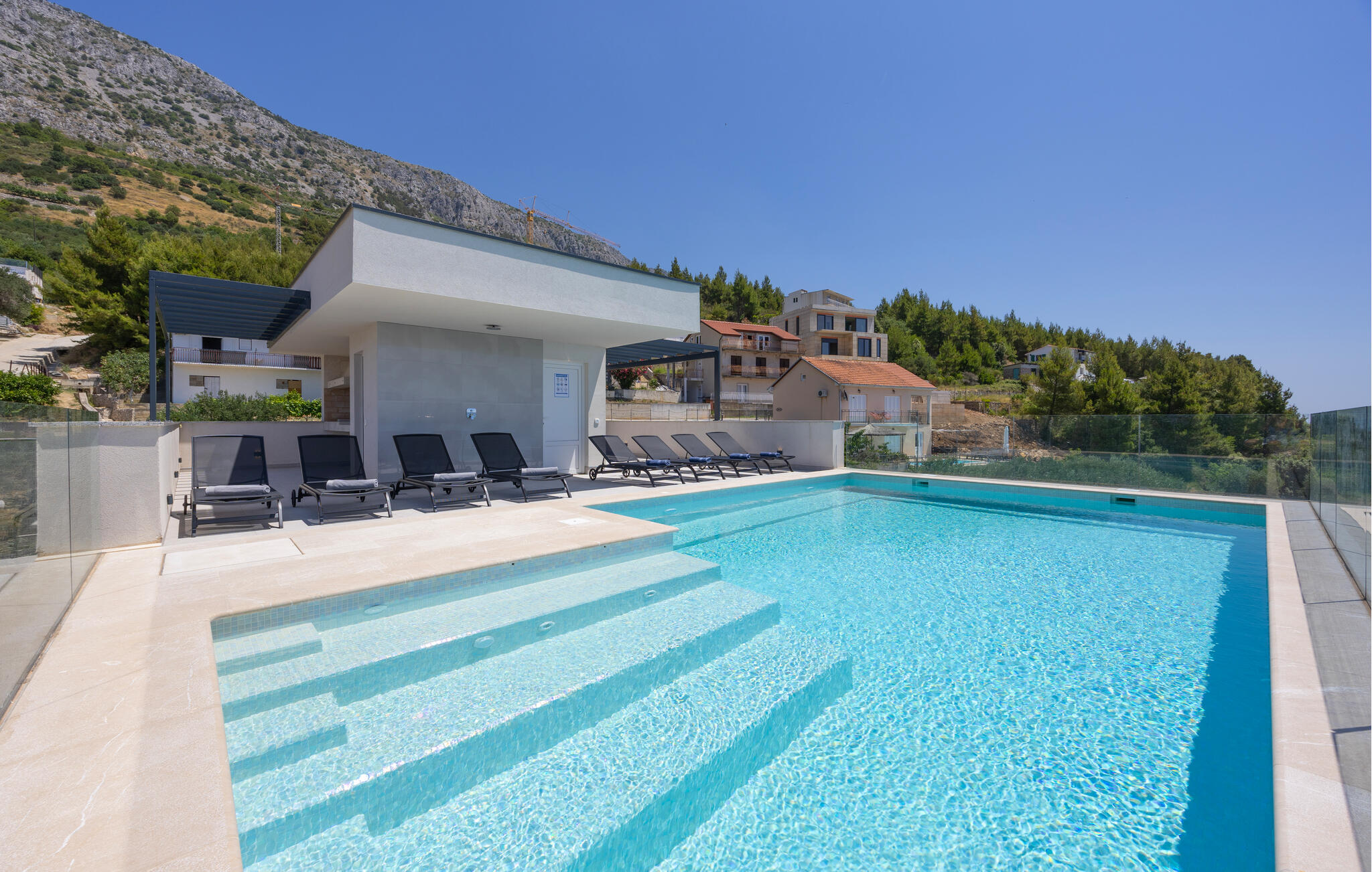 Vakantiehuis met zwembad in Omis-Stanici (Kroatië) voor 5 personen