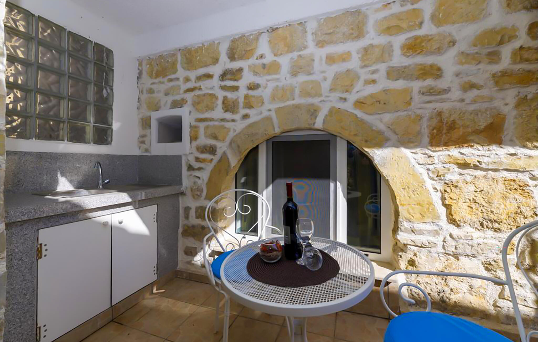 Vakantiehuis met 1 slaapkamer(s) in Makarska - Brela (Kroatië) voor 2 personen