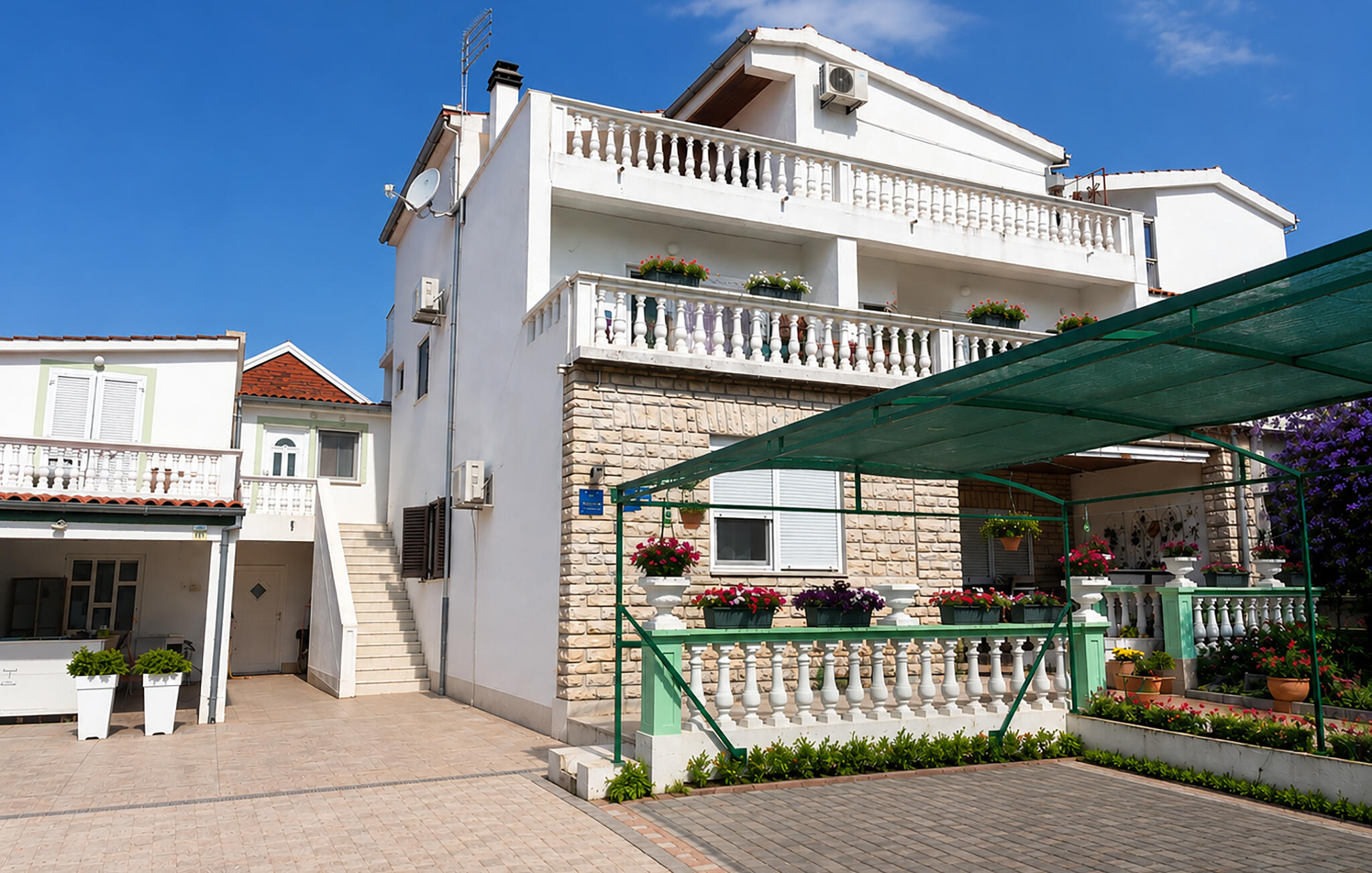 Accommodation image