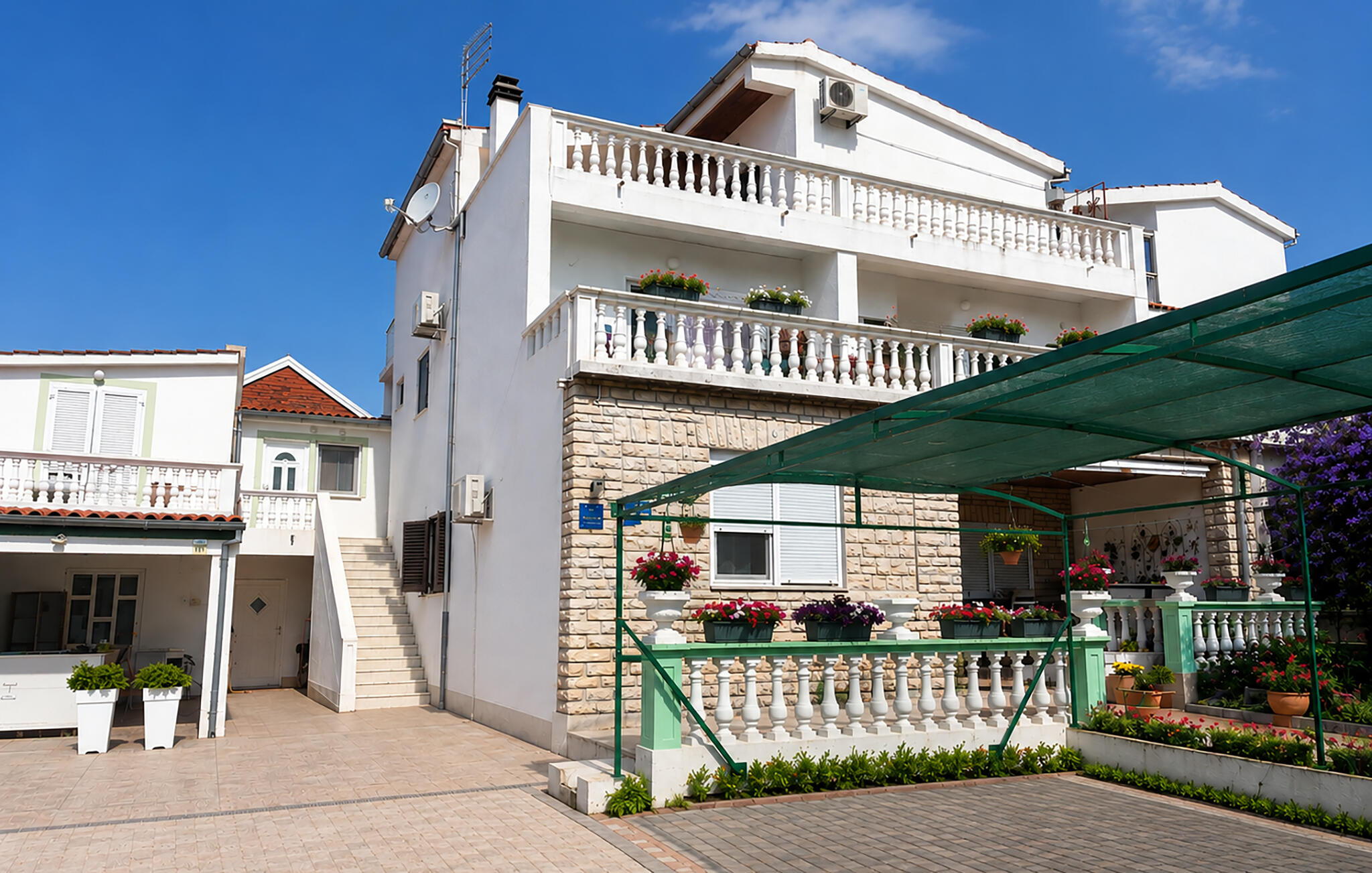 Accommodation image