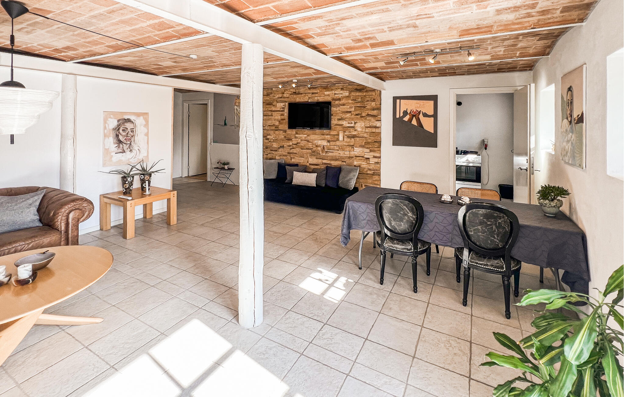 Accommodation image