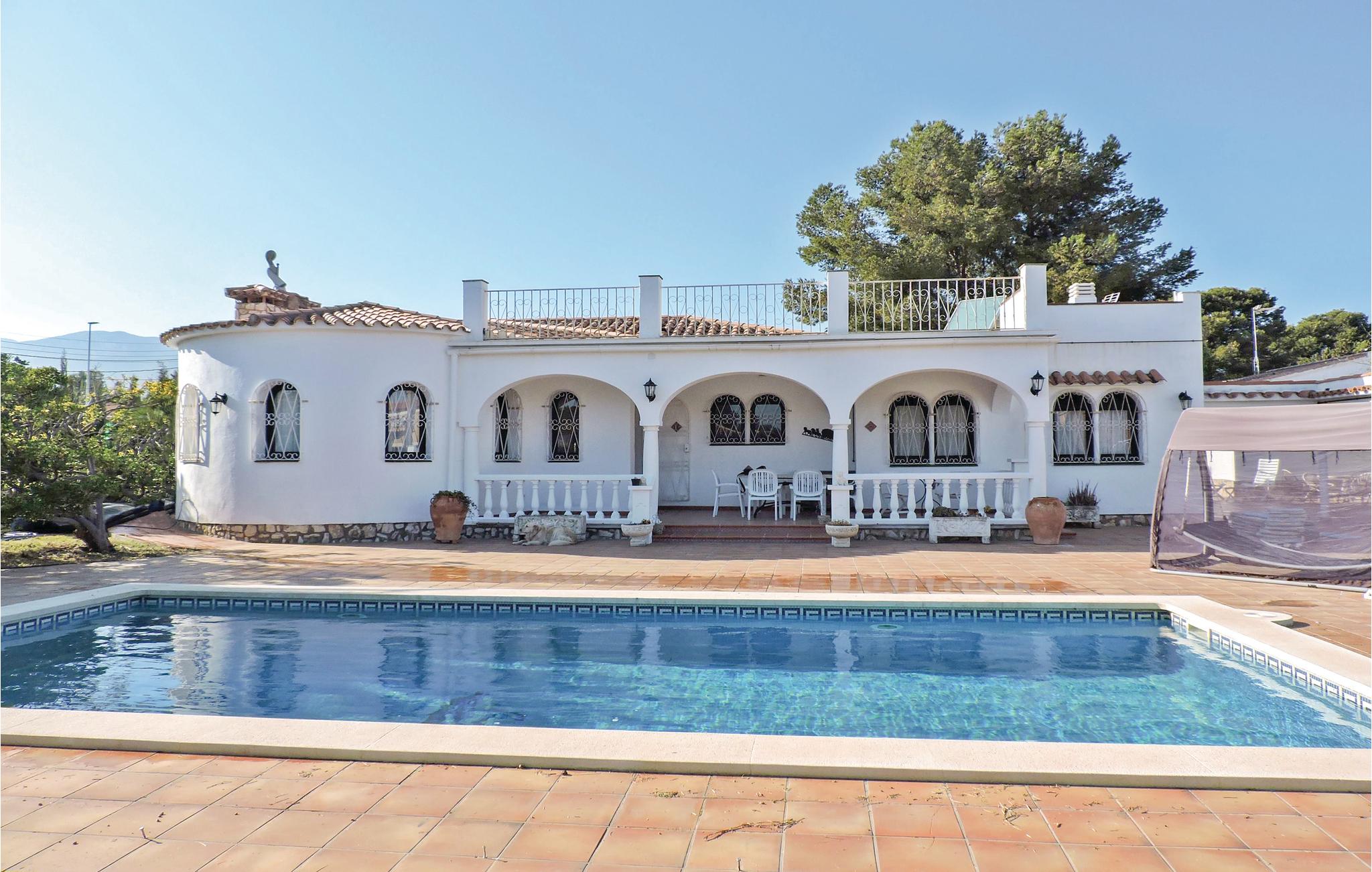 Vakantiehuis met privé zwembad in Miami Platja (Spanje) voor 9 personen