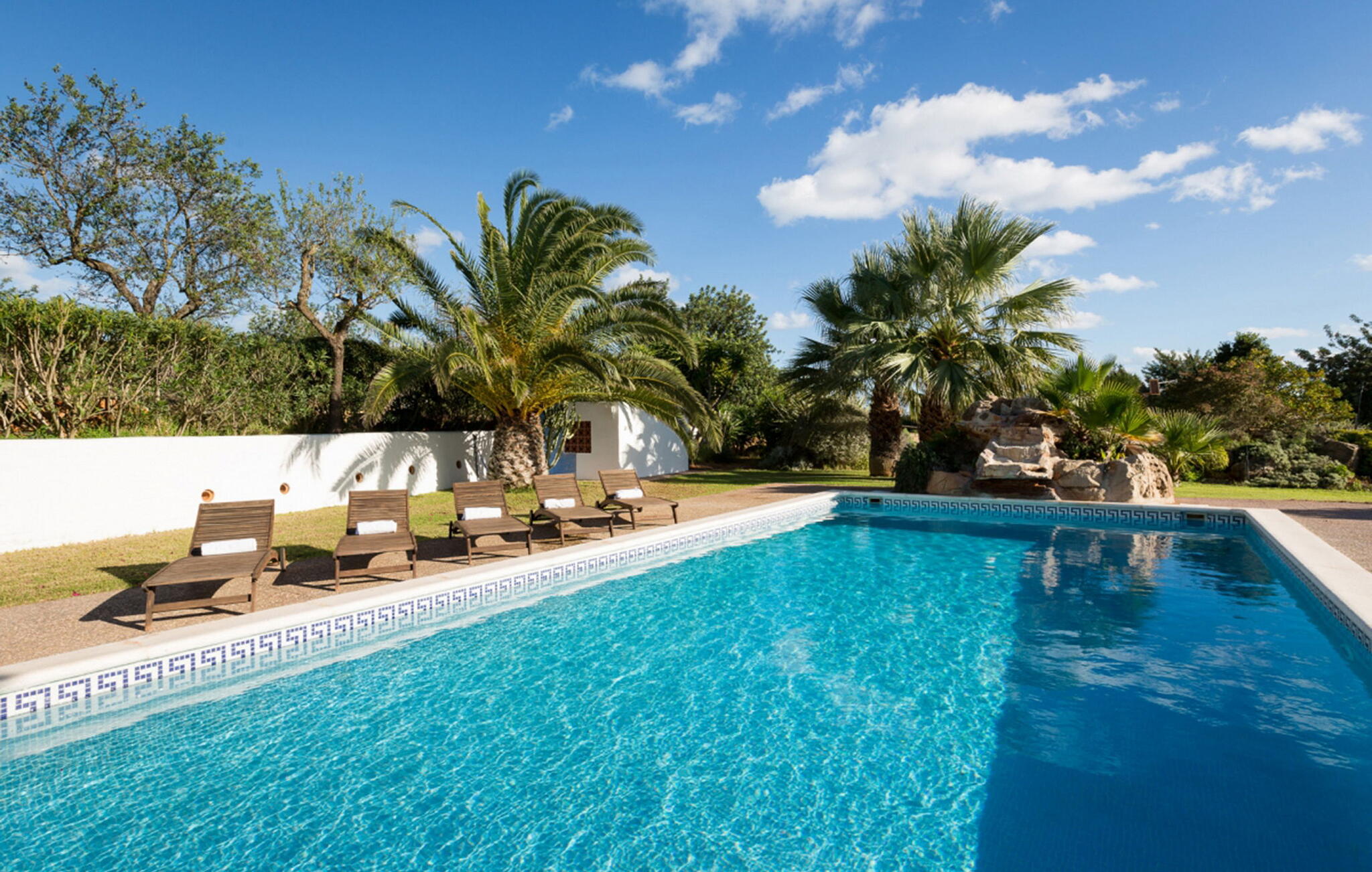 Vakantiehuis met privé zwembad in VILLA CAN PAYES-  Santa Eulalia des Riu (Spanje) voor 13 personen