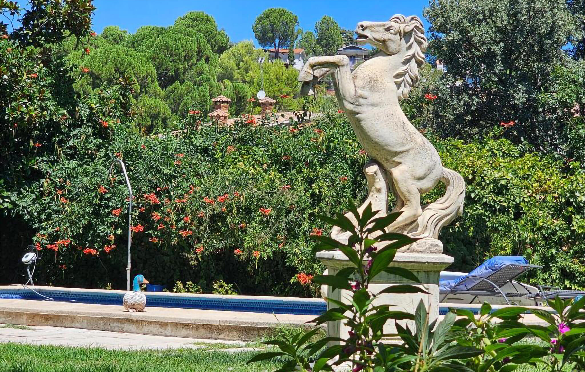 Ferienhaus mit umzäuntem Garten in Pelayos de la Presa (Spanien) und 2 Hunde erlaubt