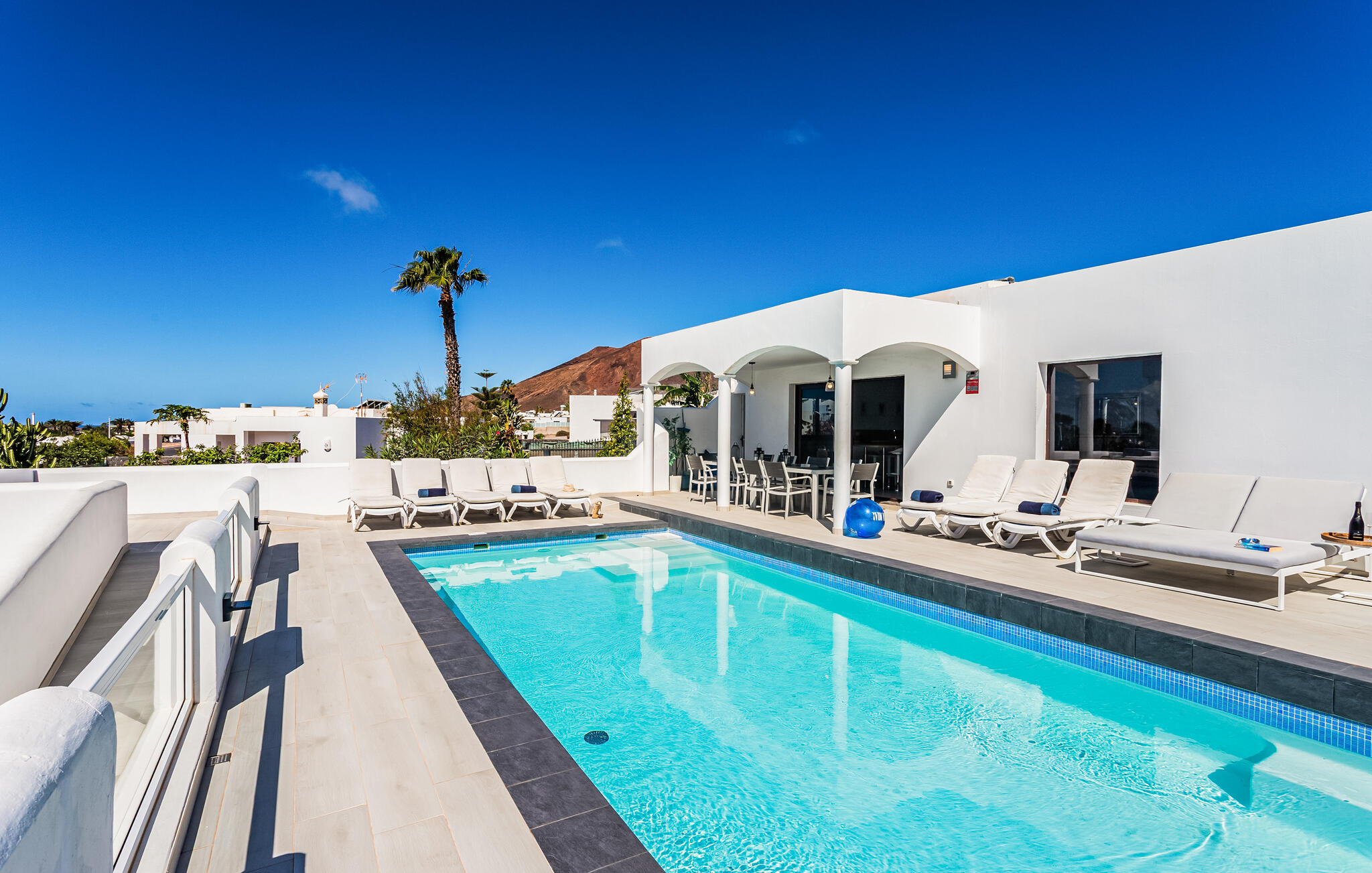 Vakantiehuis met privé zwembad in Playa Blanca (Spanje) voor 10 personen