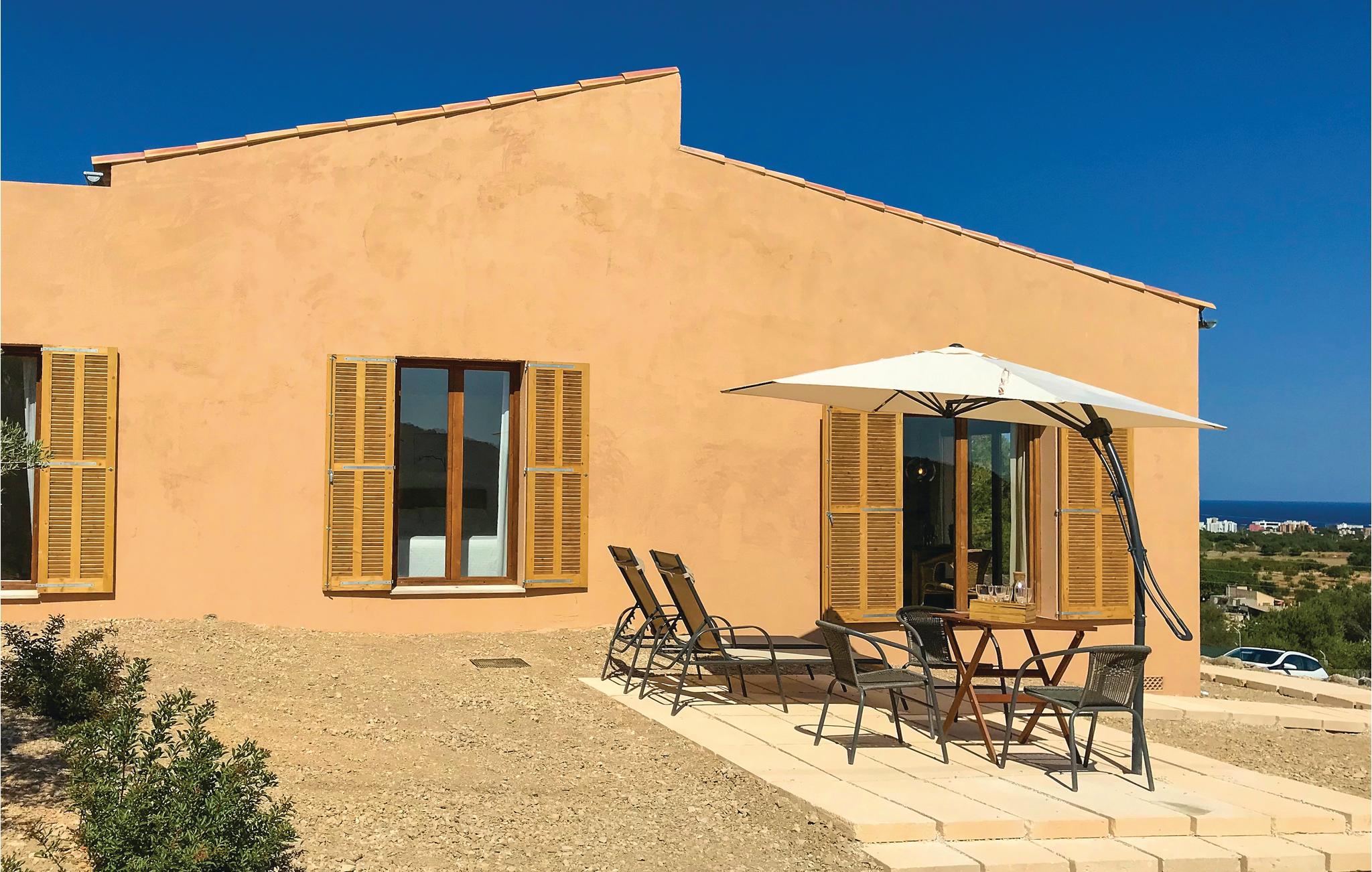 Vakantiehuis met omheinde tuin in Son Carrio (Spanje) 1 hond is welkom