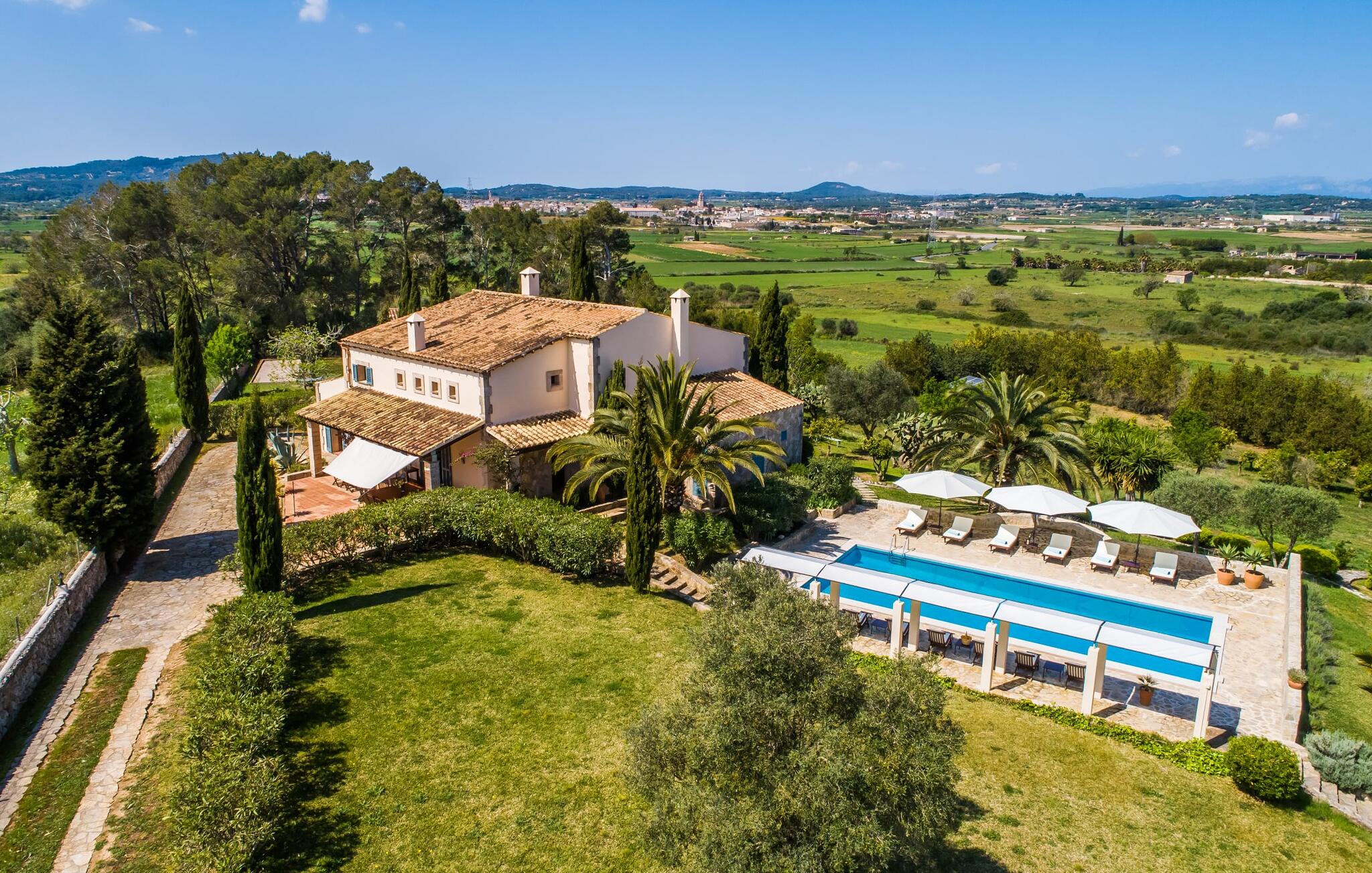 Vakantiehuis met privé zwembad in Son Canals-  Petra (Spanje) voor 12 personen