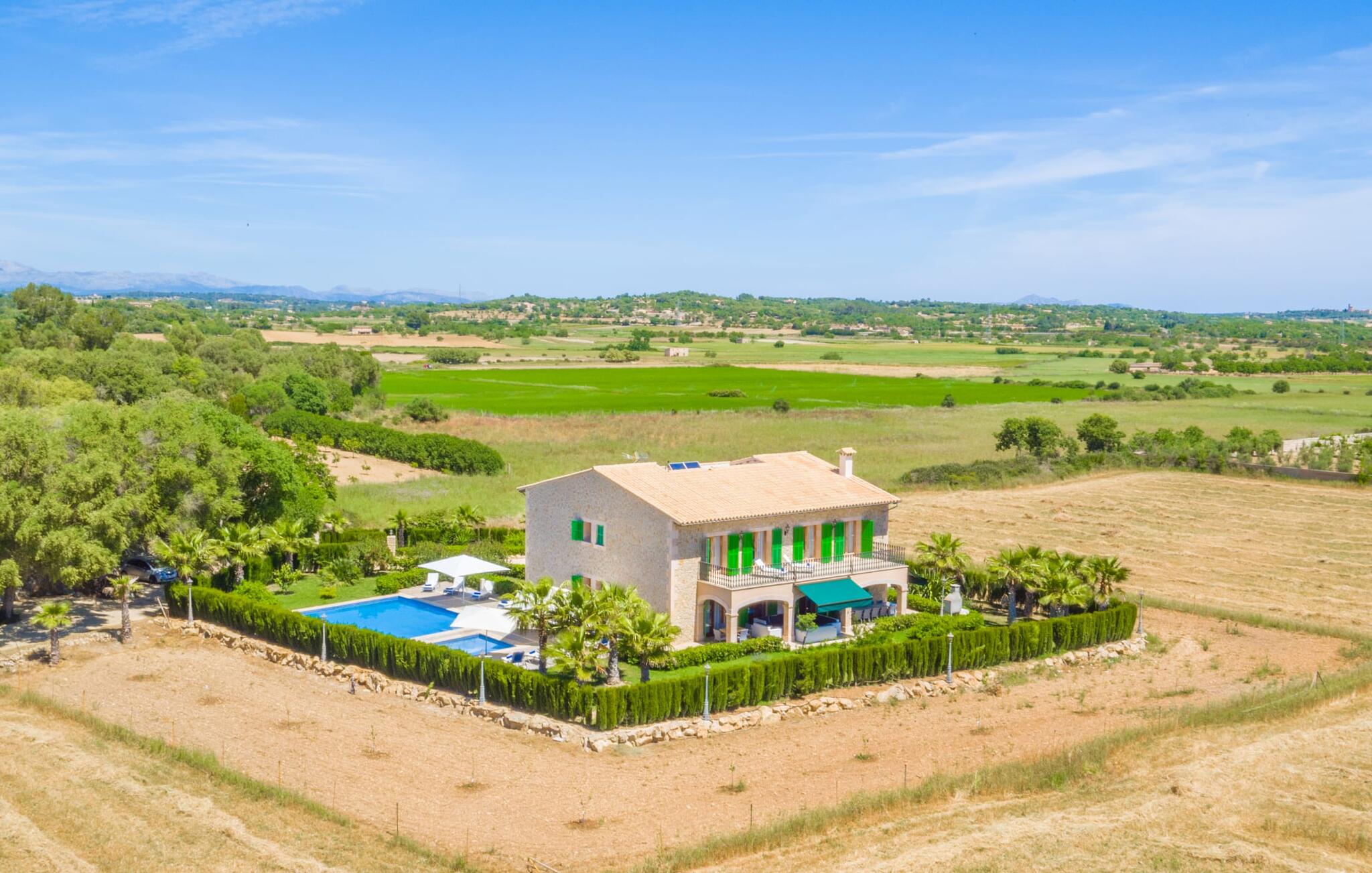 Vakantiehuis met privé zwembad in Palmeral-  Petra (Spanje) voor 12 personen