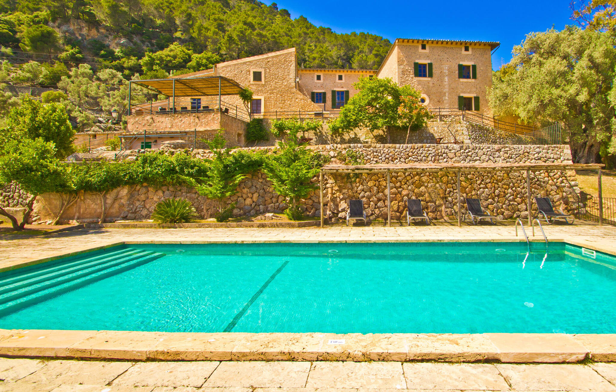 Vakantiehuis met privé zwembad in Biniforani Nou-  Bunyola (Spanje) voor 16 personen