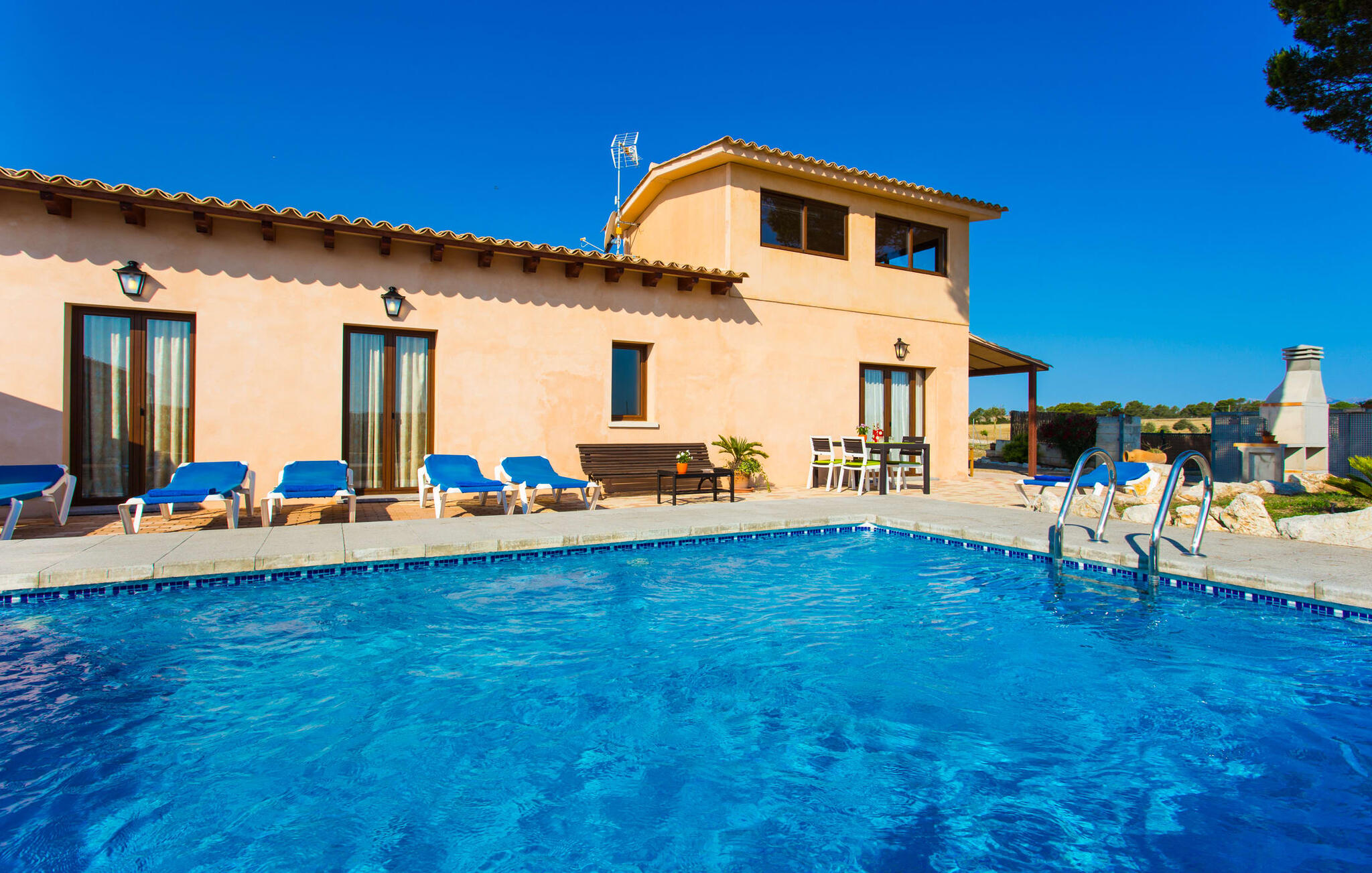 Vakantiehuis met privé zwembad in Saraix-  Santa Margalida (Spanje) voor 8 personen