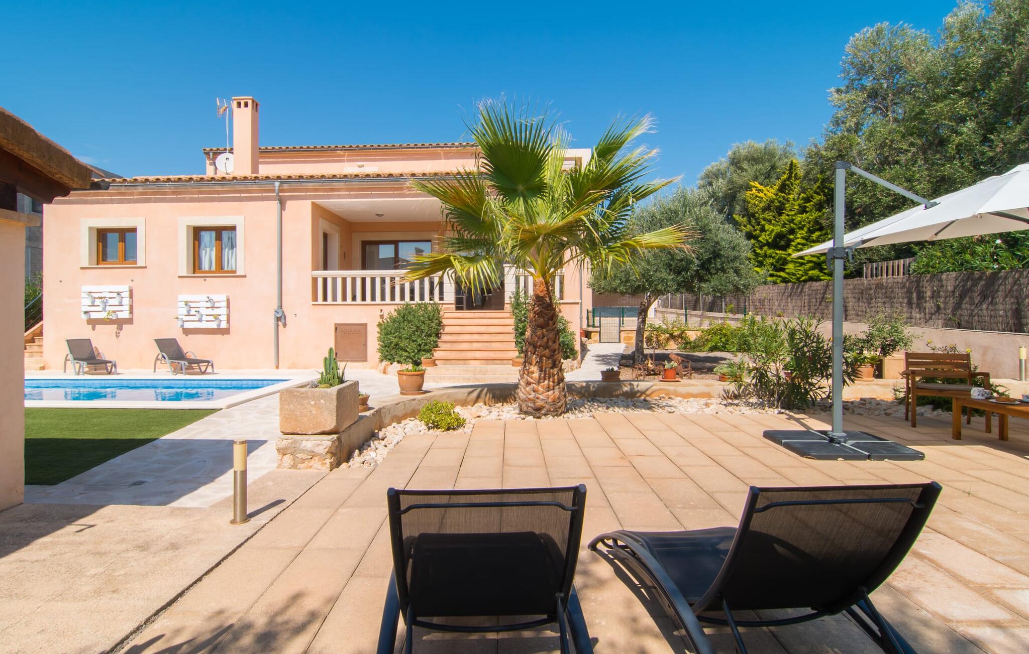 Vakantiehuis met privé zwembad in Can Fiol Platja-  Portocolom (Spanje) voor 8 personen